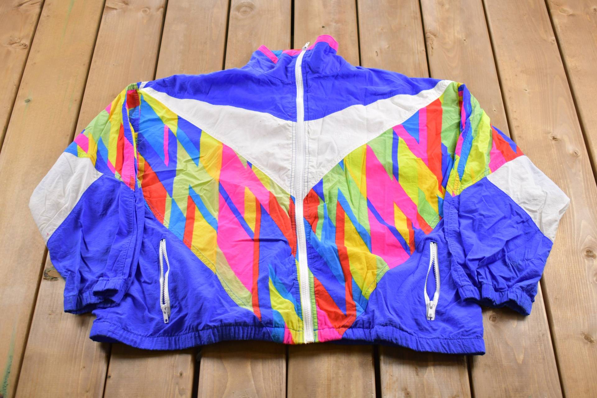 Vintage 1990Er Jahre Aktivity Abstrakt All Over Print Windjacke/Athletisch Frühling Sommer Sportbekleidung Streetwear Athleisure von Lostboysvintage