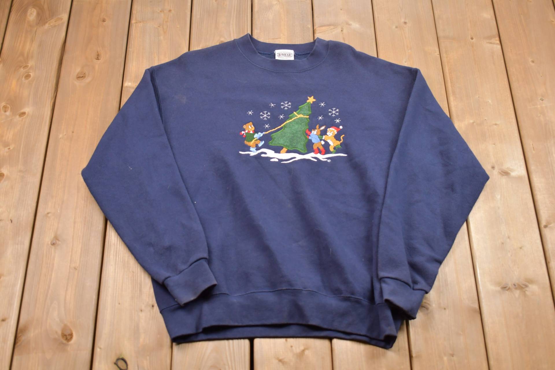 Vintage 1990Er Jahre B-Wear Weihnachten Pullover/Made in Usa 90S Holiday Crewneck Winter Wear Festlicher Grafik Print von Lostboysvintage