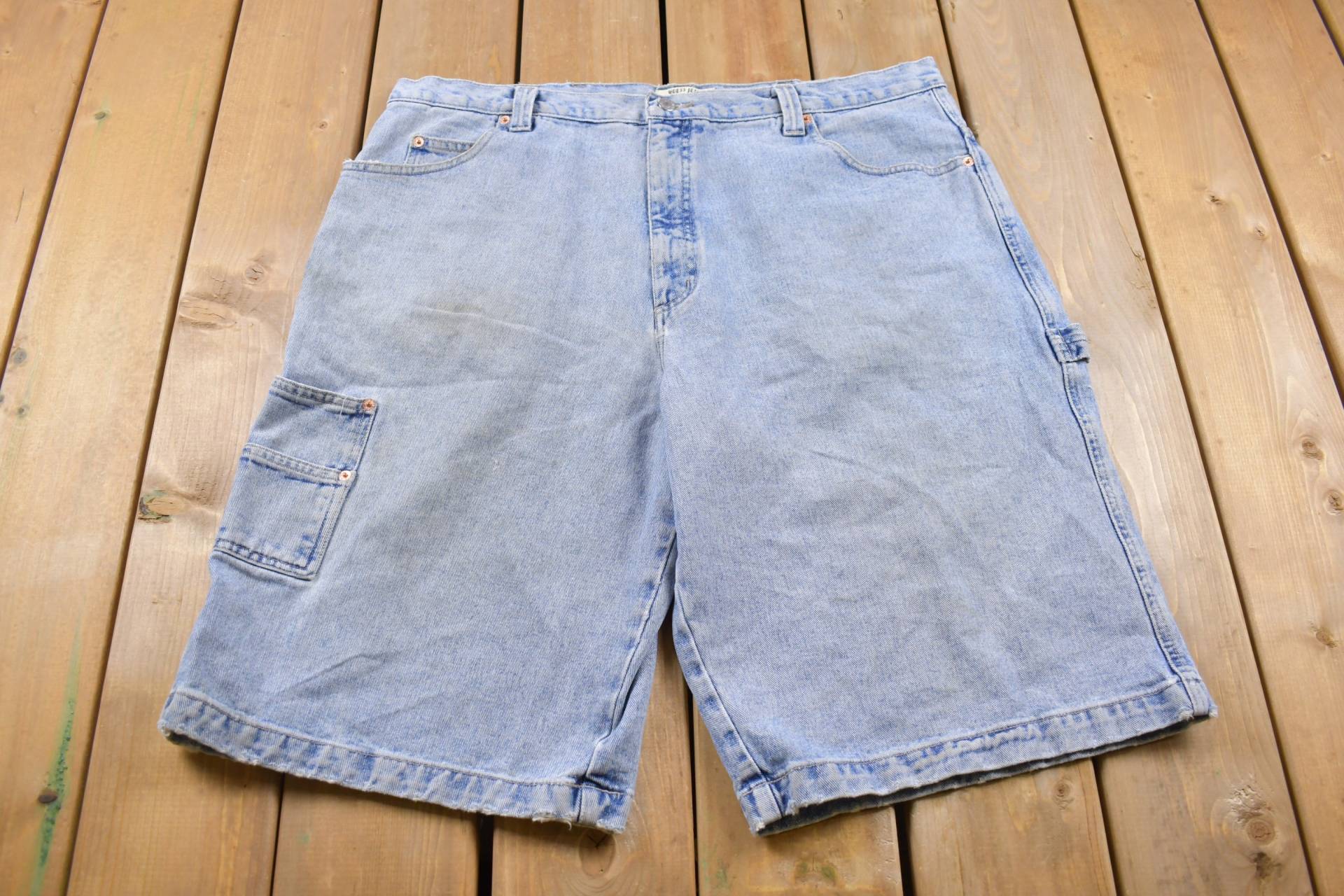 Vintage 1990Er Jahre Guess Jeans Baggy Shorts/90Er Streetwear Fashion Unterteile Light Wash Jeans/ Jorts von Lostboysvintage