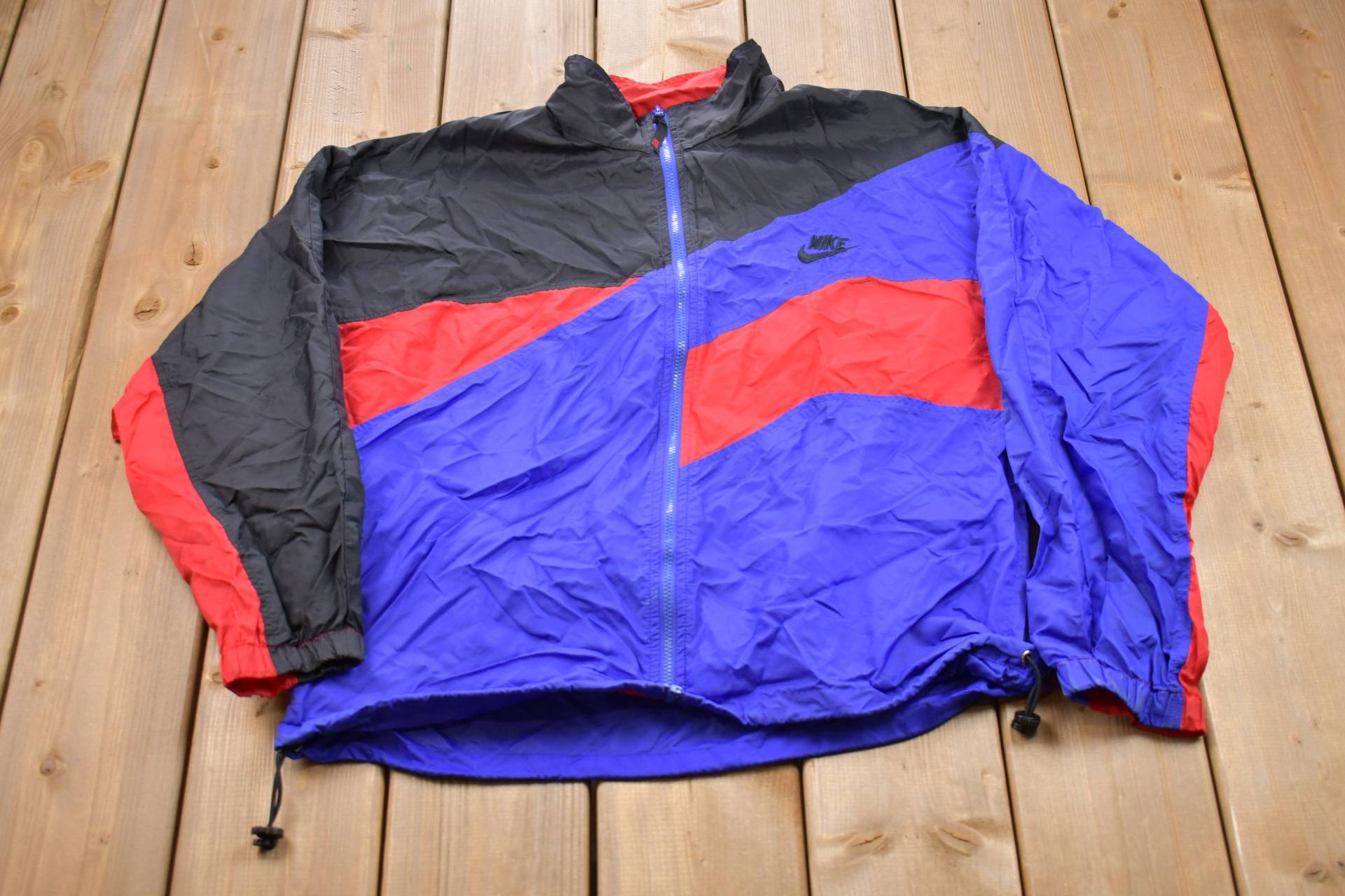 Vintage 1990Er Jahre Nike Windbreaker Jacke/Gestickter Swoosh Athletisch Frühling Sommer Sportbekleidung Streetwear Athleisure von Lostboysvintage