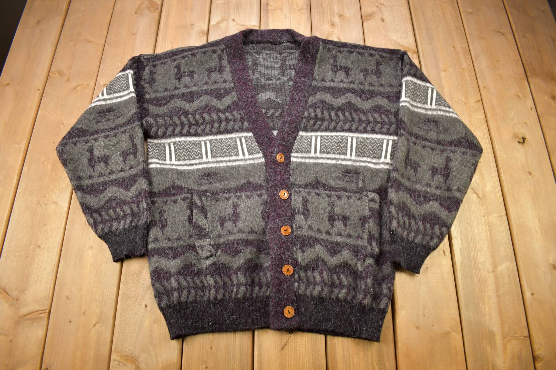 Vintage 1990Er Jahre Strickjacke Mit Allover-Muster/Button Up Abstraktes Muster von Lostboysvintage