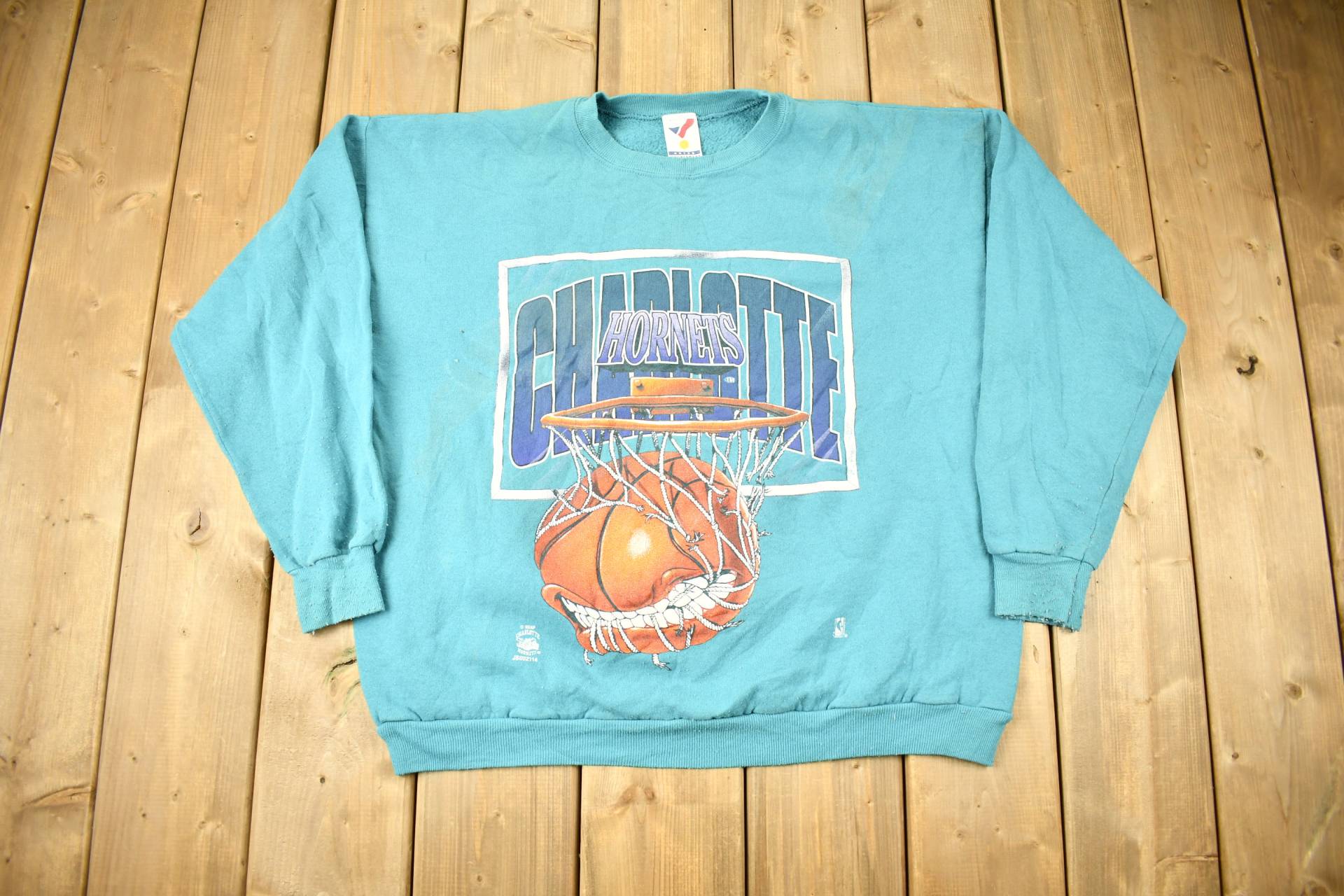 Vintage 1990Er Charlotte Hornets Nba Crewneck Sweatshirt/Made in Usa Basketball Sportbekleidung Athleisure Americana Pullover von Lostboysvintage