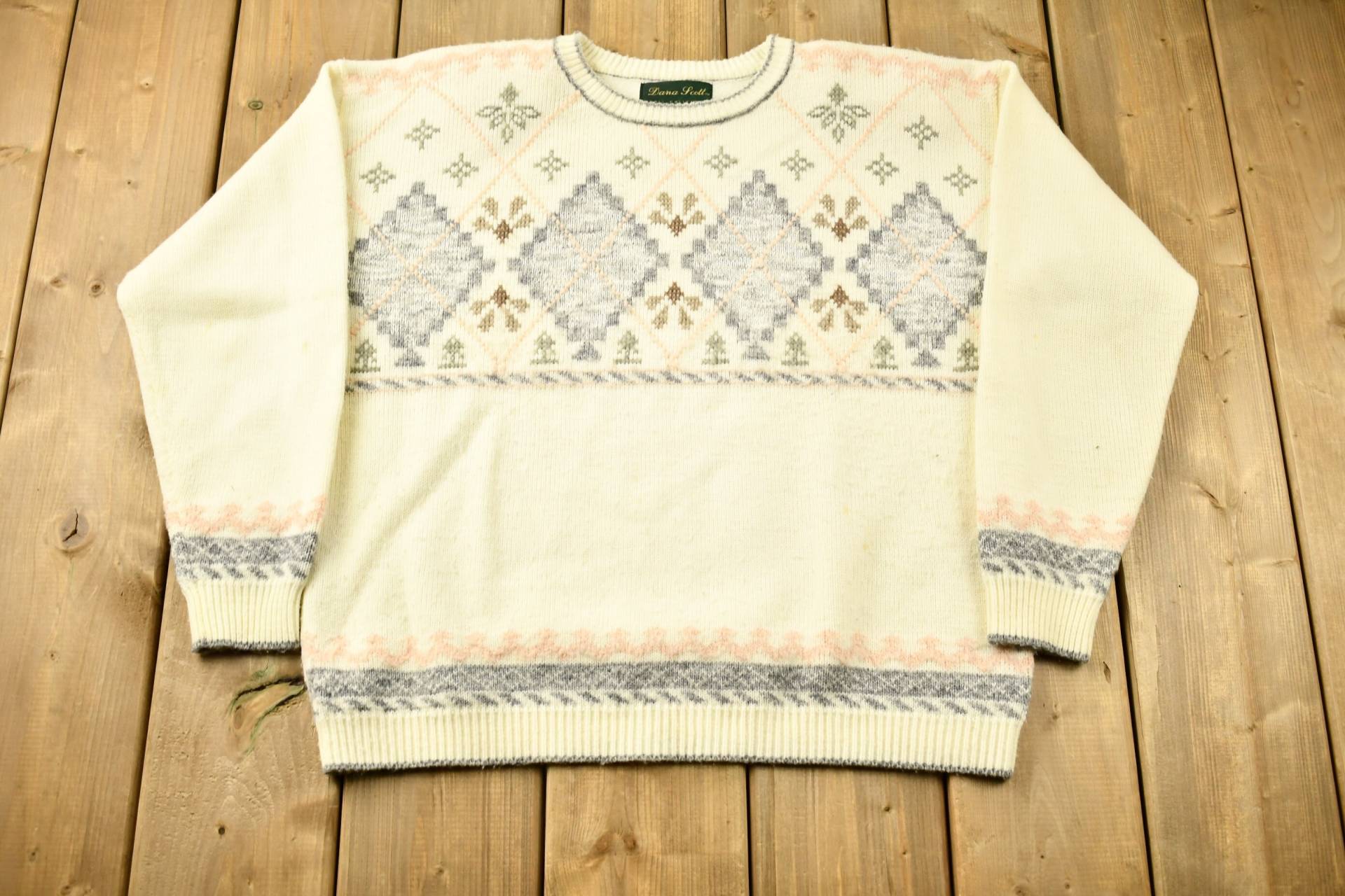 Vintage 1990S Diana Scott Herbstkollektion Rundhals-strickpullover/90Er Jahre Rundhalsausschnitt All Over Pattern Vintage 1990S Diana Scott Herbstkollektion Rundhals-strickpullover/90Er Jahre Rundhalsausschnitt All Over Pattern von Lostboysvintage