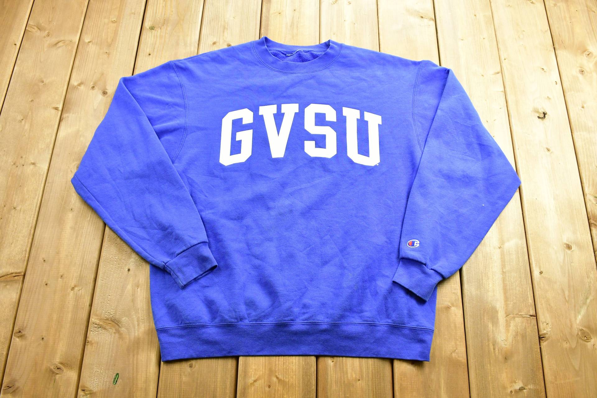 Vintage 1990Er Gvsu Champion Crewneck Sweatshirt/Pullover Streetwear Athleisure Sportswear von Lostboysvintage