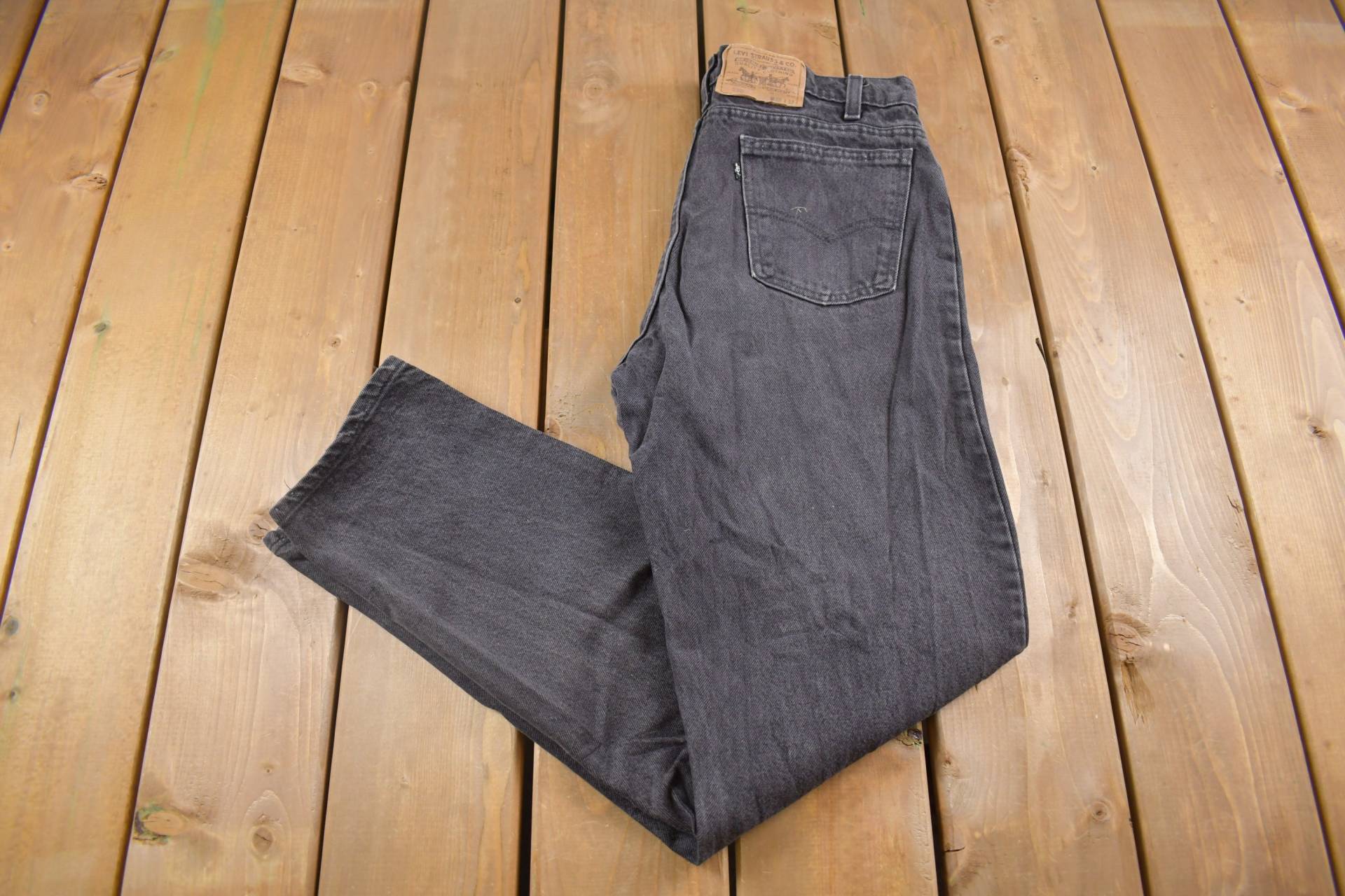 Vintage 1990Er Levi's 550 Black Tab Jeans Größe 33 X 31/Made in Usa 90Er Denim Streetwear Fashion von Lostboysvintage
