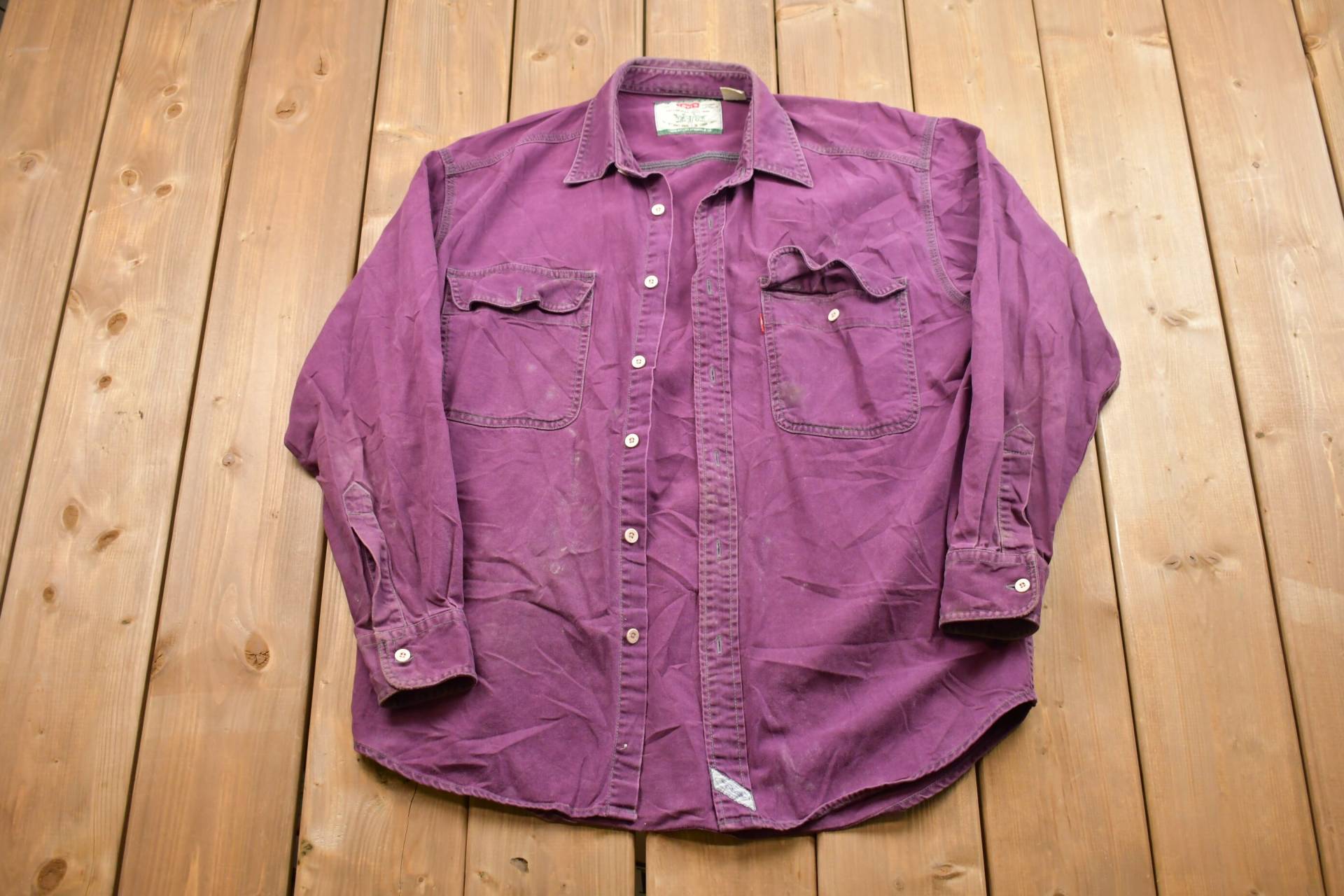 Vintage 1990Er Levi's Button Up Shirt/Flanell Freizeitkleidung Arbeitskleidung Muster von Lostboysvintage