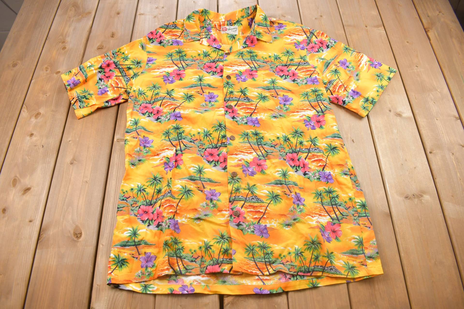 Vintage 1990Er Jahre Das Original Hawaiihemd Button Up Shirt/Made in Hawaii Abstraktes Muster Freizeithemd Formelles Hemd von Lostboysvintage