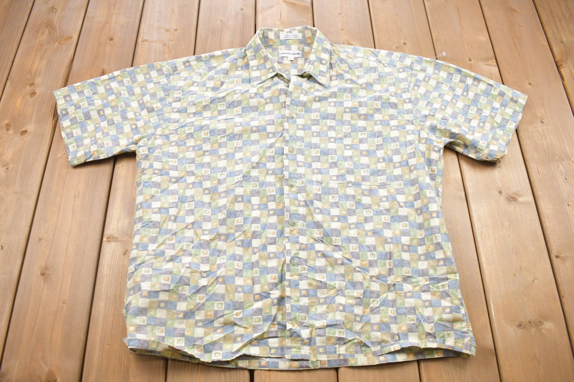 Vintage 1990Er Jahre Pierre Cardin Button Up Shirt/Seltener 80Er Mottoparty Abstraktes Muster Freizeithemd Formelles Hemd von Lostboysvintage