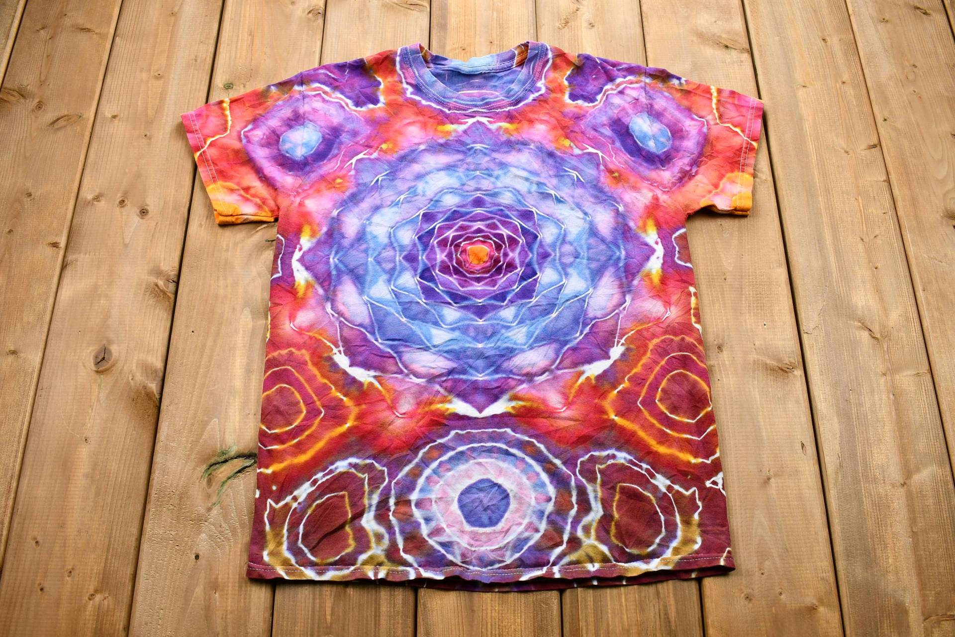 Vintage 1990S Tie-Dye Mandala T-Shirt/Handgefärbt 90S Streetwear Retro Style Hippie Fashion Shirt Made in Usa Athleisure von Lostboysvintage