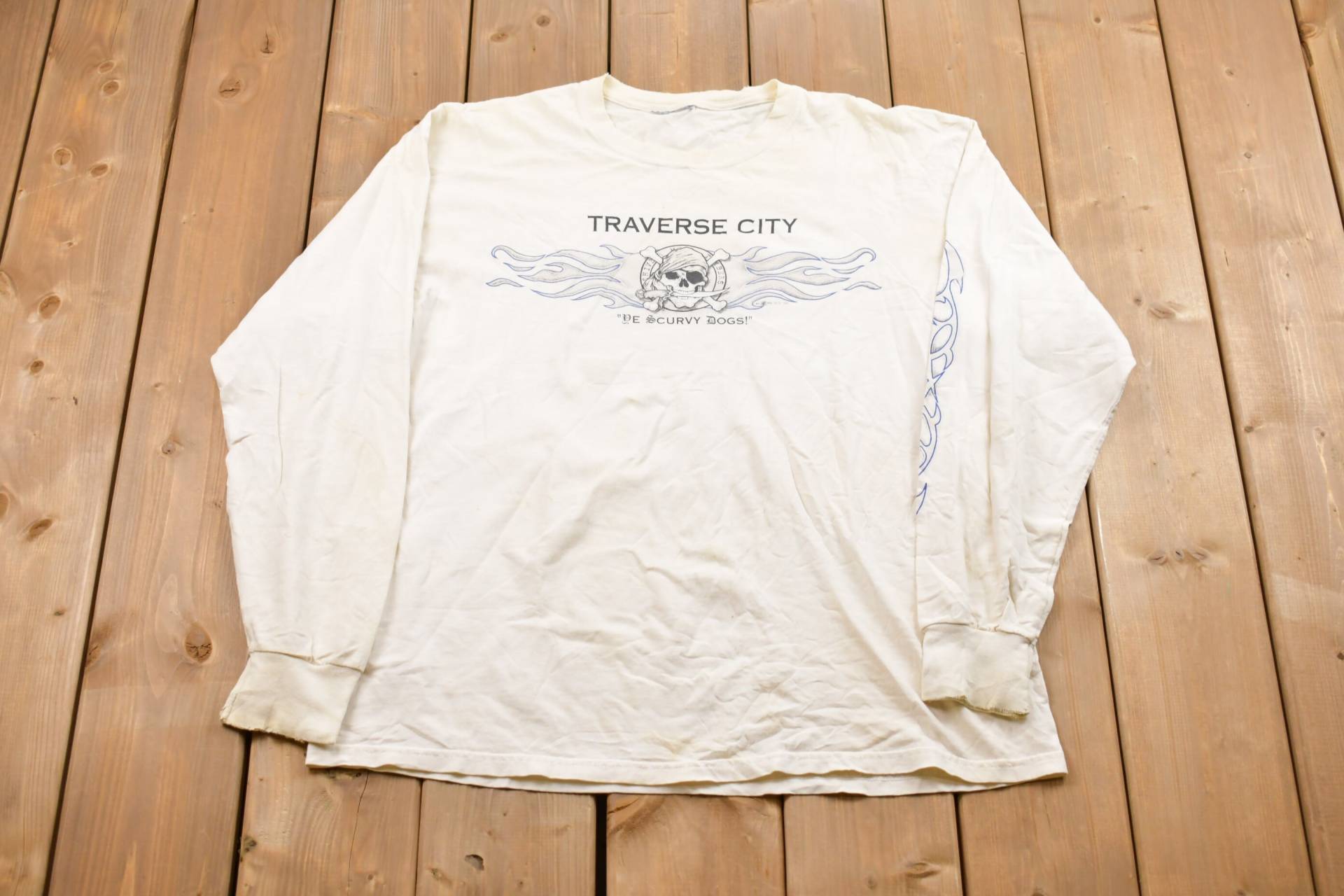 Vintage 1990S Traverse City Longsleeve/90S Schäbige Hunde Abgenutzt Souvenir Streetwear Reisen Und Tourismus von Lostboysvintage