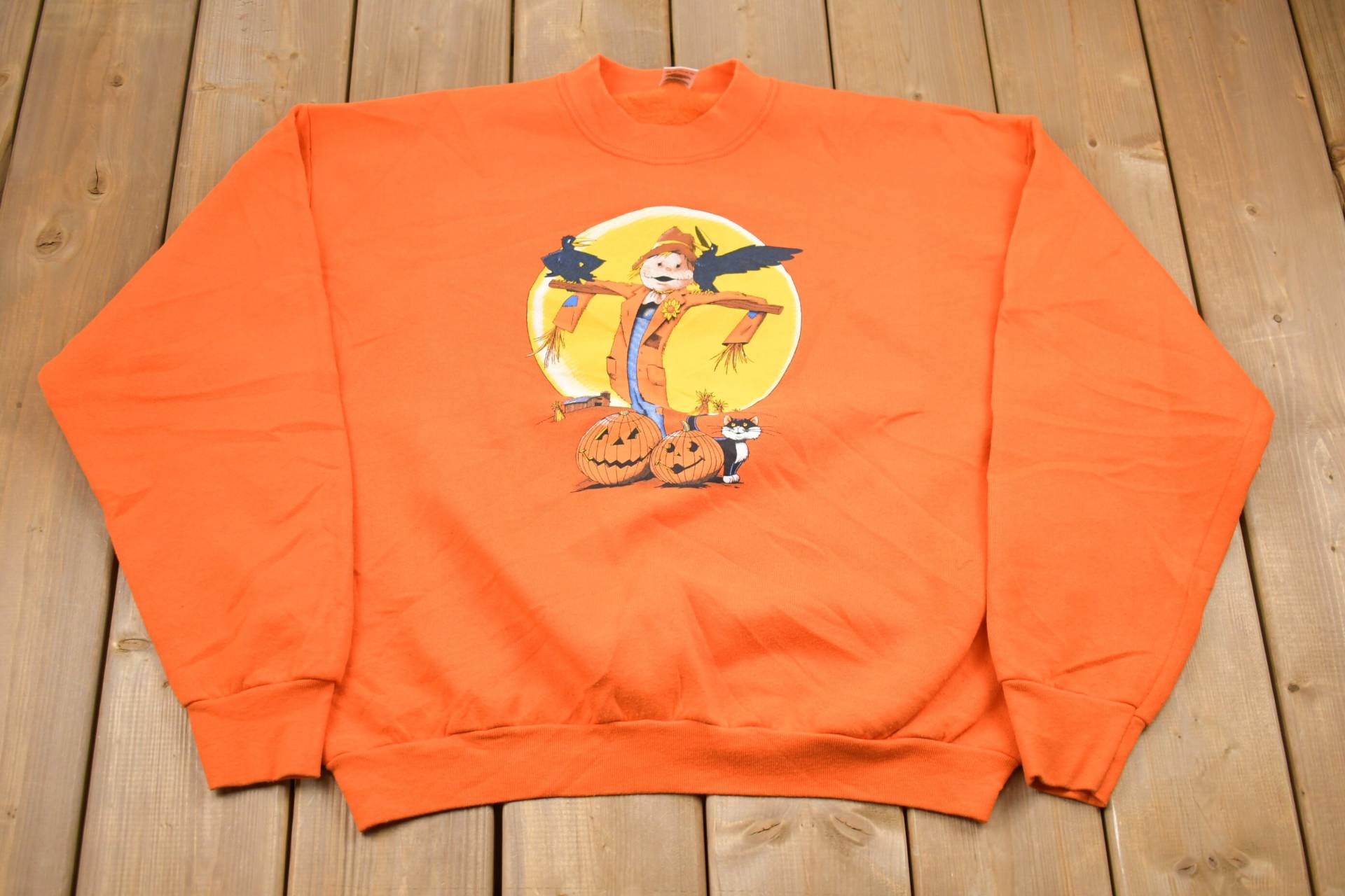 Vintage 1992 Halloween Kürbis Grafik Sweatshirt Mit Rundhalsausschnitt/90Er Jahre Crewneck Souvenir Athleisure Streetwear Made in Usa Vintage 1992 Halloween Kürbis Grafik Sweatshirt Mit Rundhalsausschnitt/90Er Jahre Crewneck Souvenir Athleisure Streetwear Made in Usa von Lostboysvintage