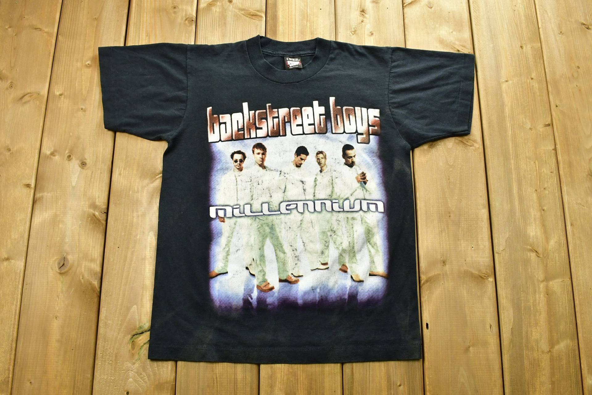 Vintage 1999 Backstreet Boys Millenium Band T-Shirt/Single Stitch Made in Usa 90Er Jahre Musik Promo Premium von Lostboysvintage