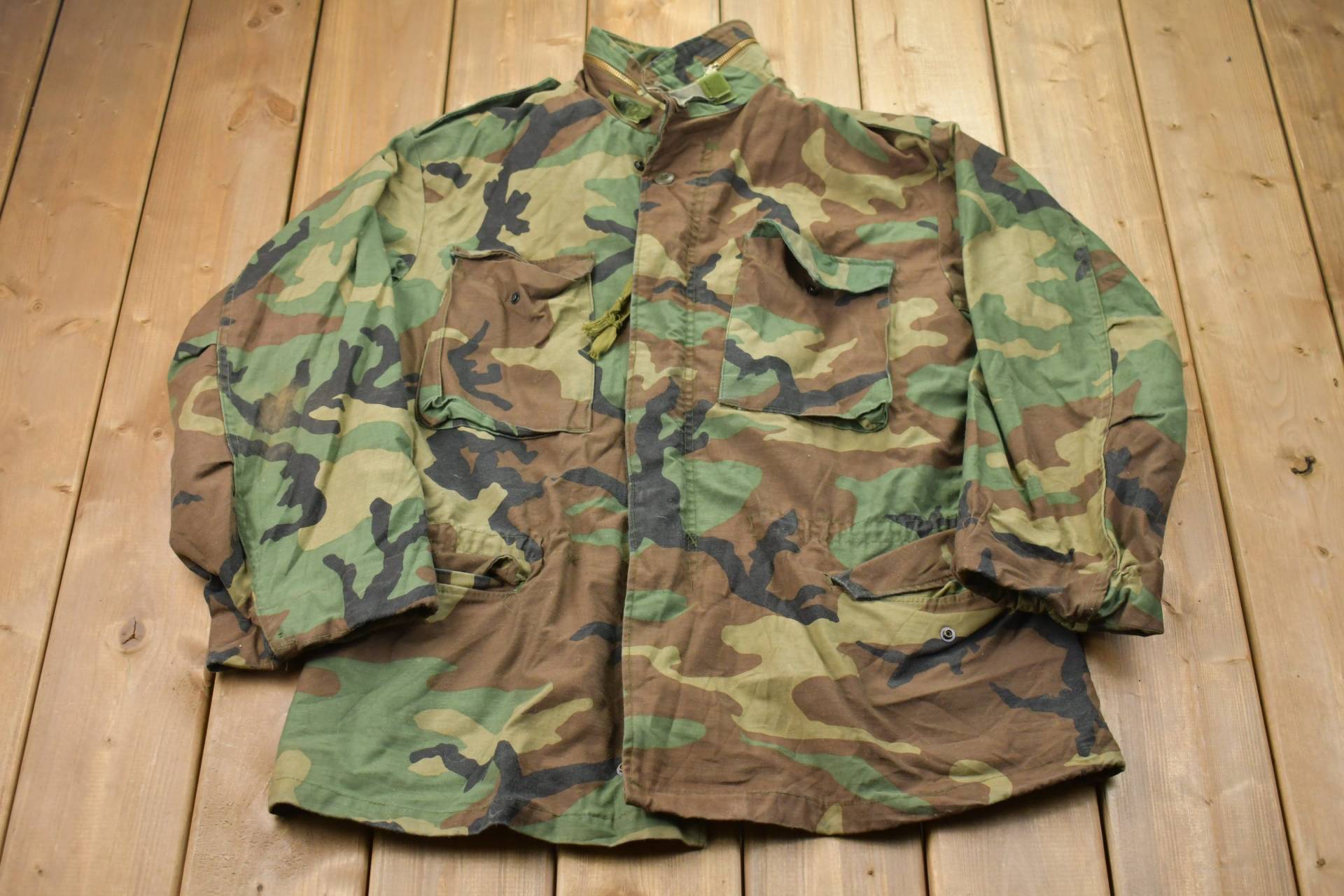 Vintage 2001 Militär Camo Feldjacke/Button Up Jacke Us Army Grün Streetwear Fashion von Lostboysvintage