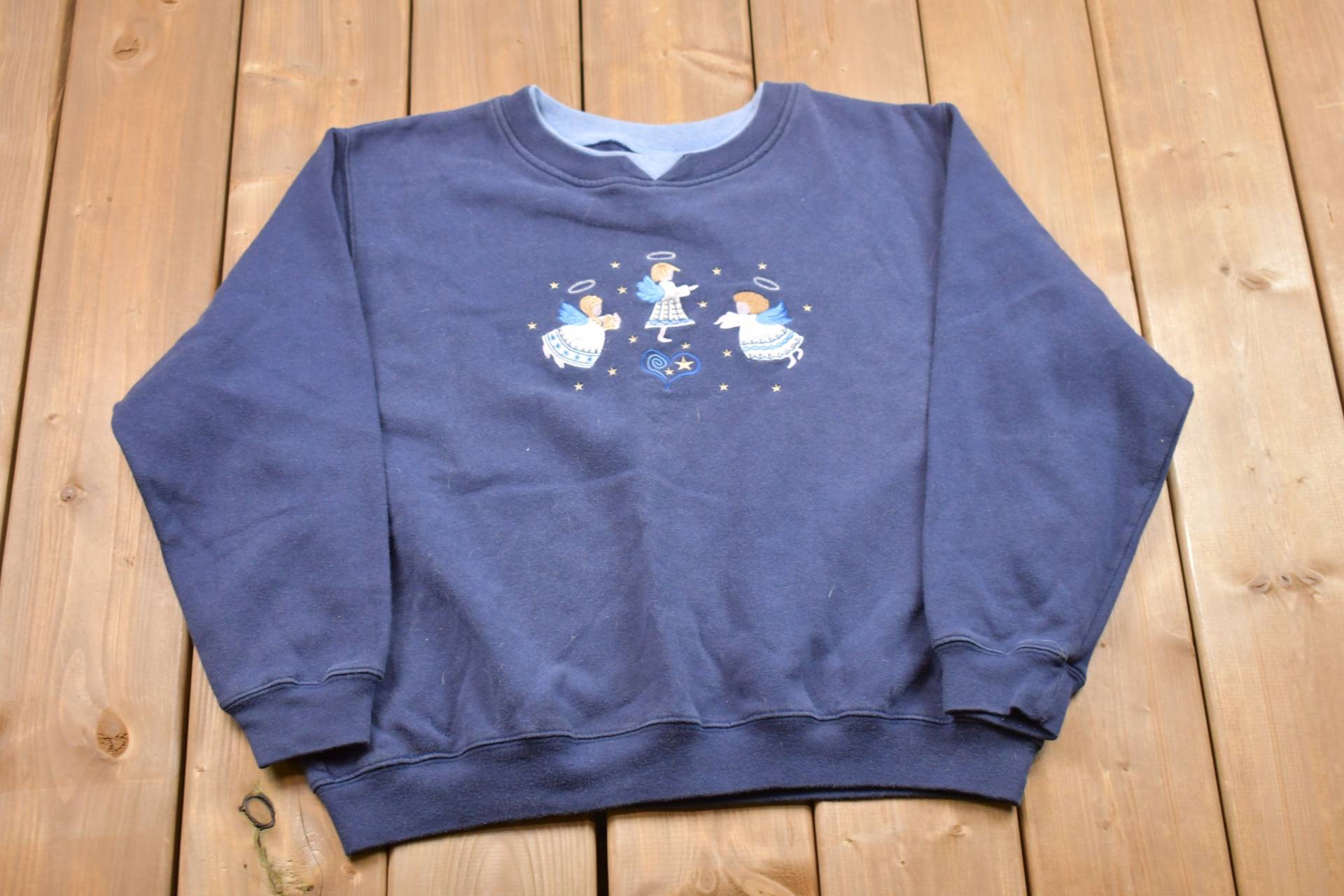 Vintage 1990Er Three Angels Double Collared Crewneck Sweatshirt/Made in Usa 90Er Athleisure Streetwear American von Lostboysvintage