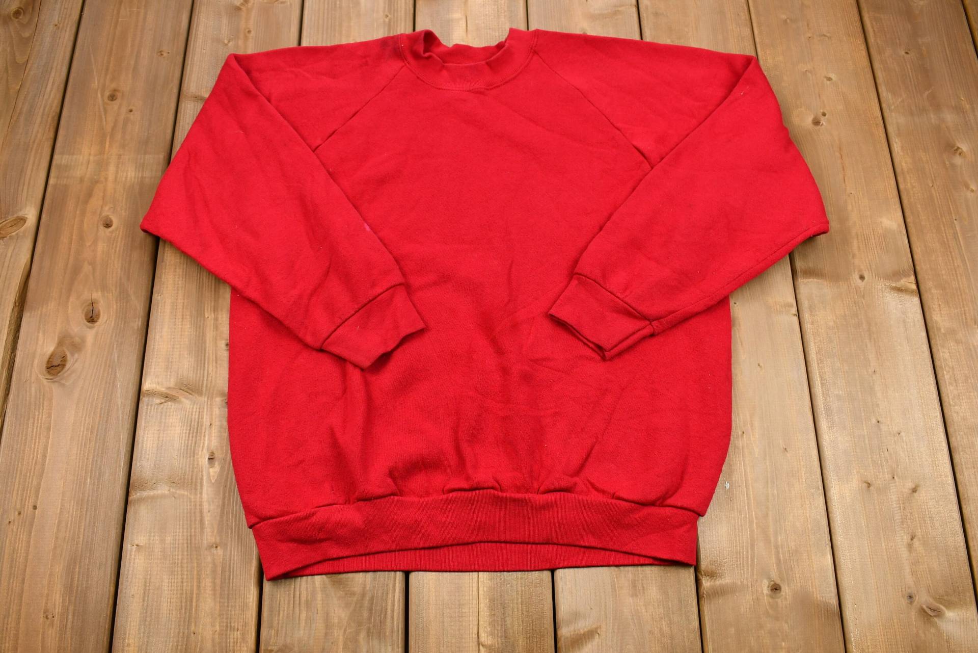Vintage 90Er Fruit Of The Loom Rotes Raglan Sweatshirt/Jahre Crewneck Blank Pullover Athleisure Streetwear Made in Usa von Lostboysvintage