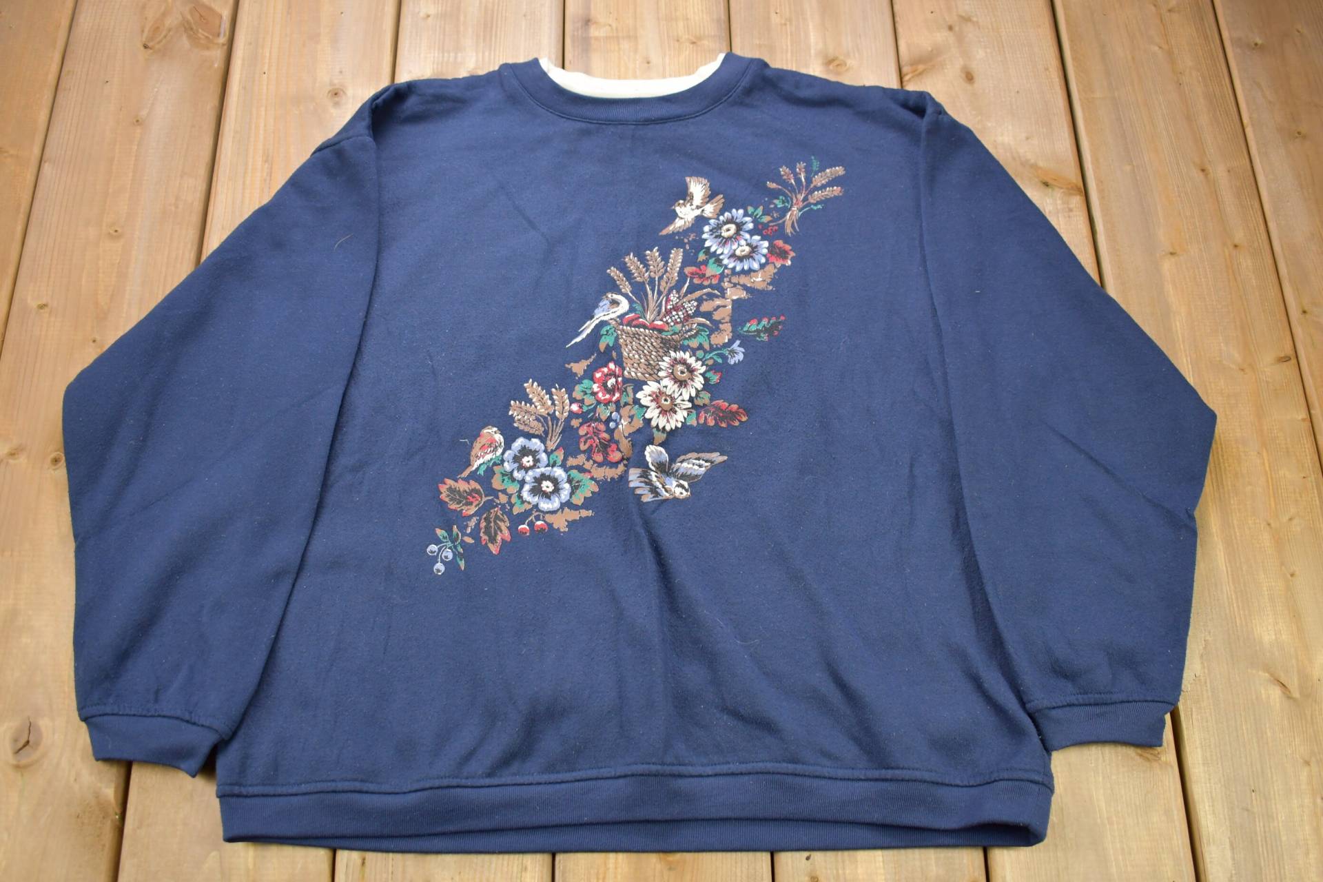 Vintage 90Er Jahre Blumen & Vögel Pullover Mit Rundhalsausschnitt/Oma Streetwear Tiermotiv von Lostboysvintage