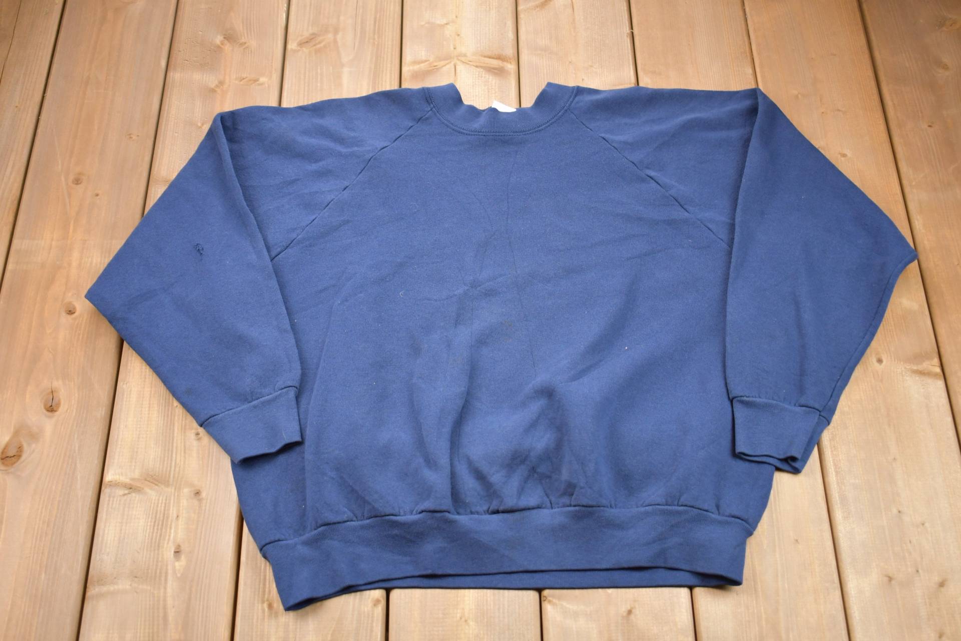 Vintage 1990Er Damen Fruit Of The Loom Raglan Crewneck Sweatshirt/90Er Souvenir Athleisure Streetwear Raglanärmel von Lostboysvintage