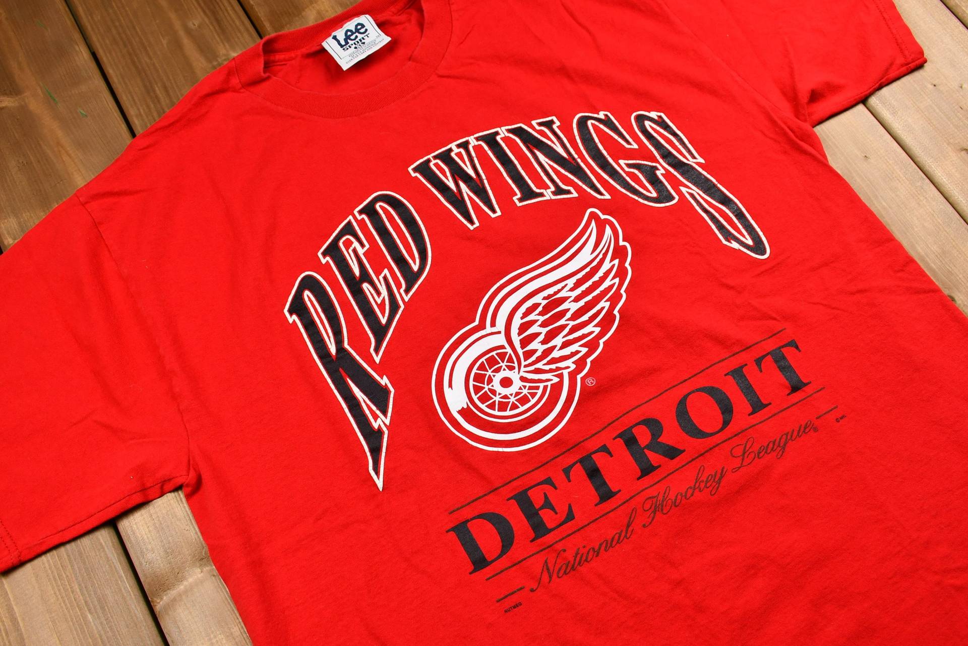Vintage 90Er Jahre Detroit Red Wings T-Shirt/Lee Sport Nhl Streetwear Athleisure von Lostboysvintage