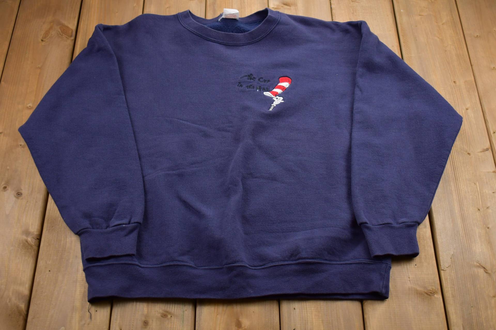 Vintage 90Er Jahre Sweatshirt Mit Besticktem Kragen/Katze Im Hut Souvenir Athleisure Streetwear Made in Canada von Lostboysvintage