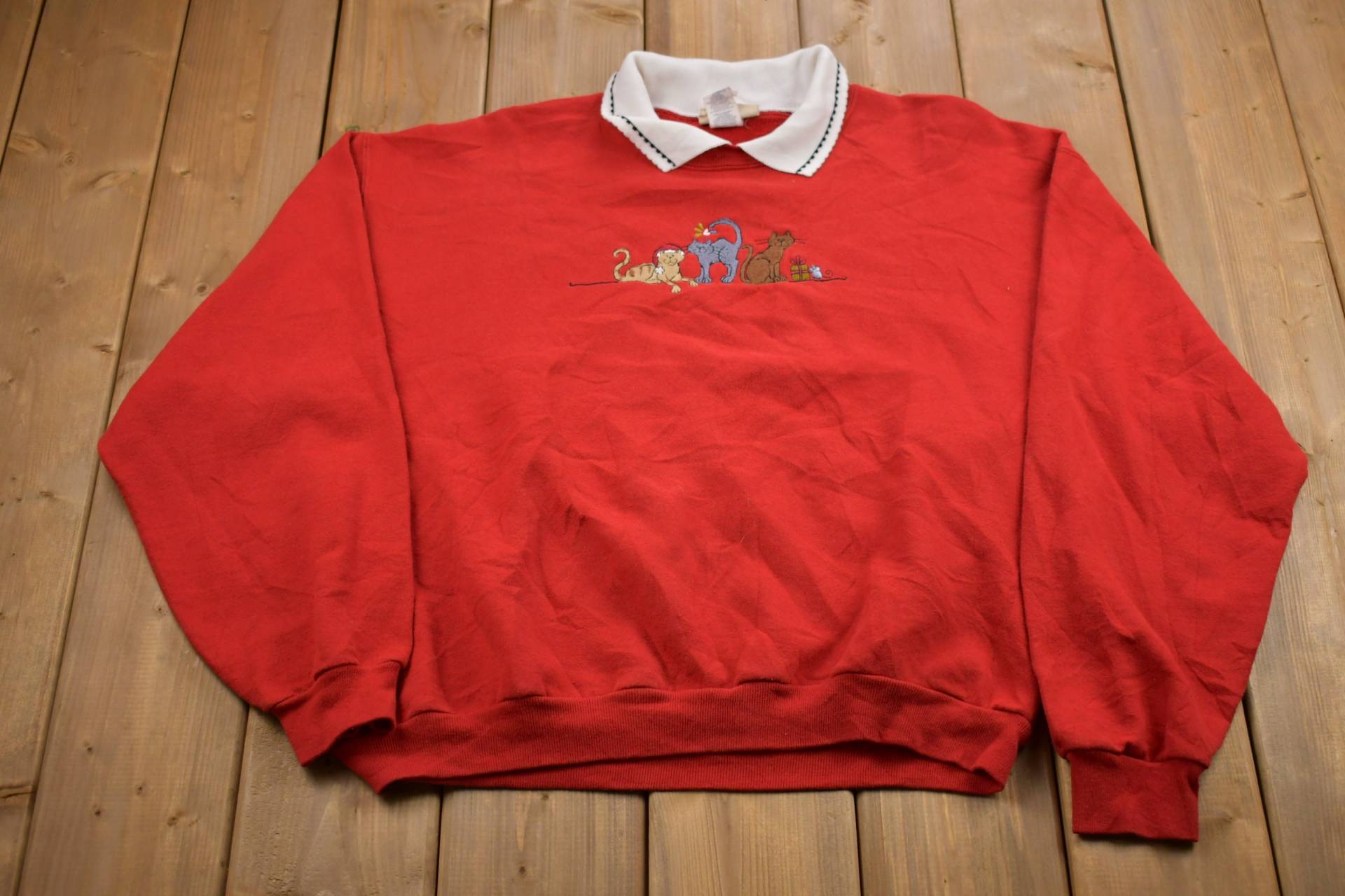 Vintage 1990Er Top Stitch Morning Sun Süße Katze Besticktes Kragen-Sweatshirt/90Er-Sweatshirt Souvenir Athleisure Streetwear von Lostboysvintage