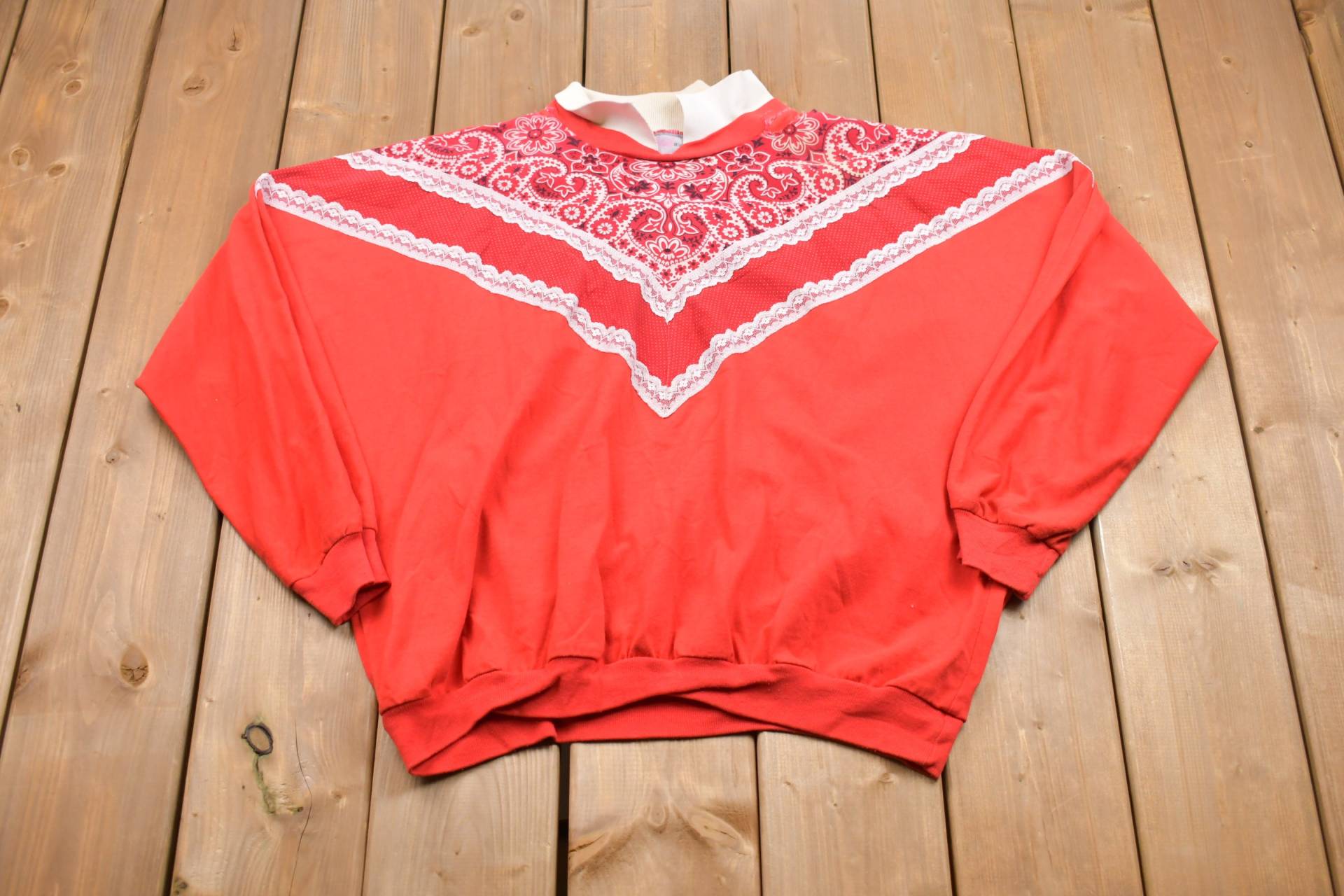 Vintage 1990Er Paisley Kragen Crewneck Sweatshirt/Made in Usa 90Er Damen Athleisure Streetwear von Lostboysvintage