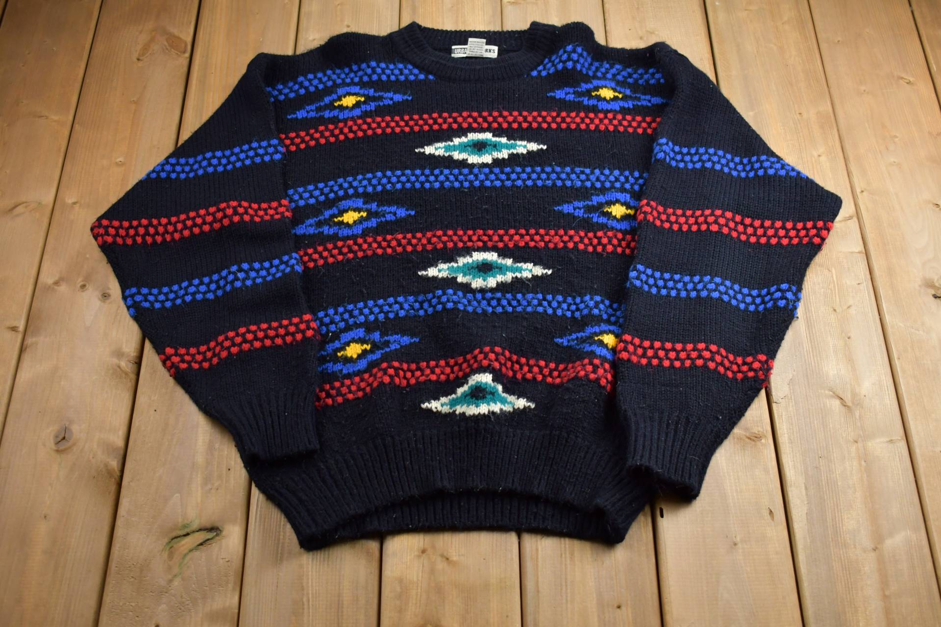 Vintage 1990Er Urban Works Strickpullover/90Er Crewneck Musterpullover Outdoor Handgestrickt Pullover Sweatshirt von Lostboysvintage