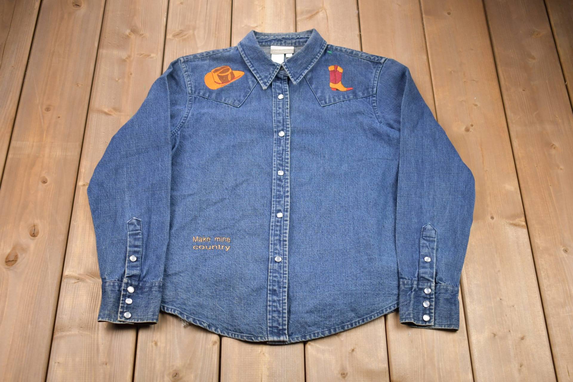 Vintage 1990Er Jahre Western Besticktes Denim Button Up Shirt/Cowboy Freizeitkleidung Arbeitskleidung Muster von Lostboysvintage