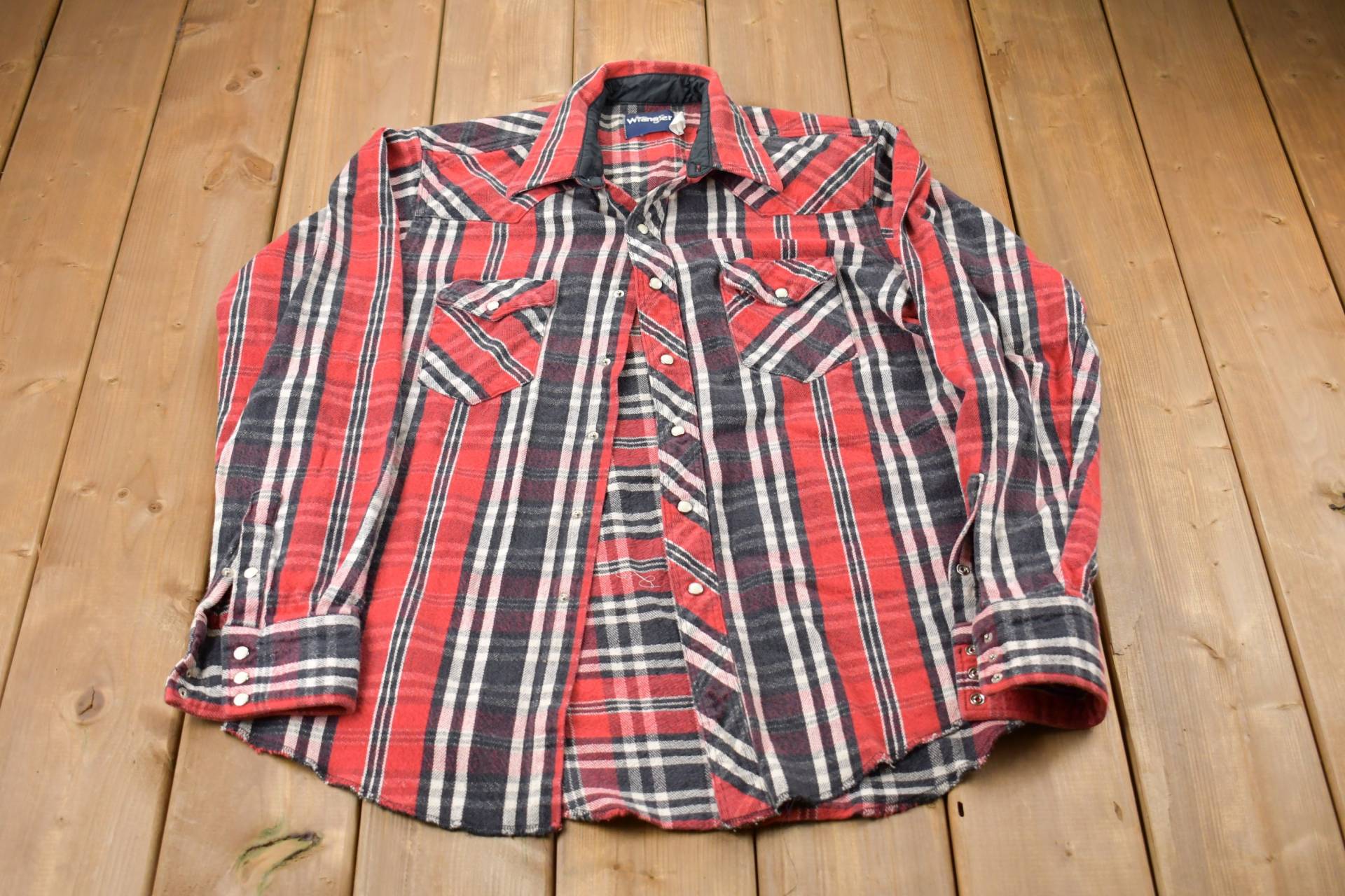 Vintage 90Er Jahre Wrangler Kariertes Hemd/1990Er Button Up Flanell Casual Wear Arbeitskleidung Muster von Lostboysvintage