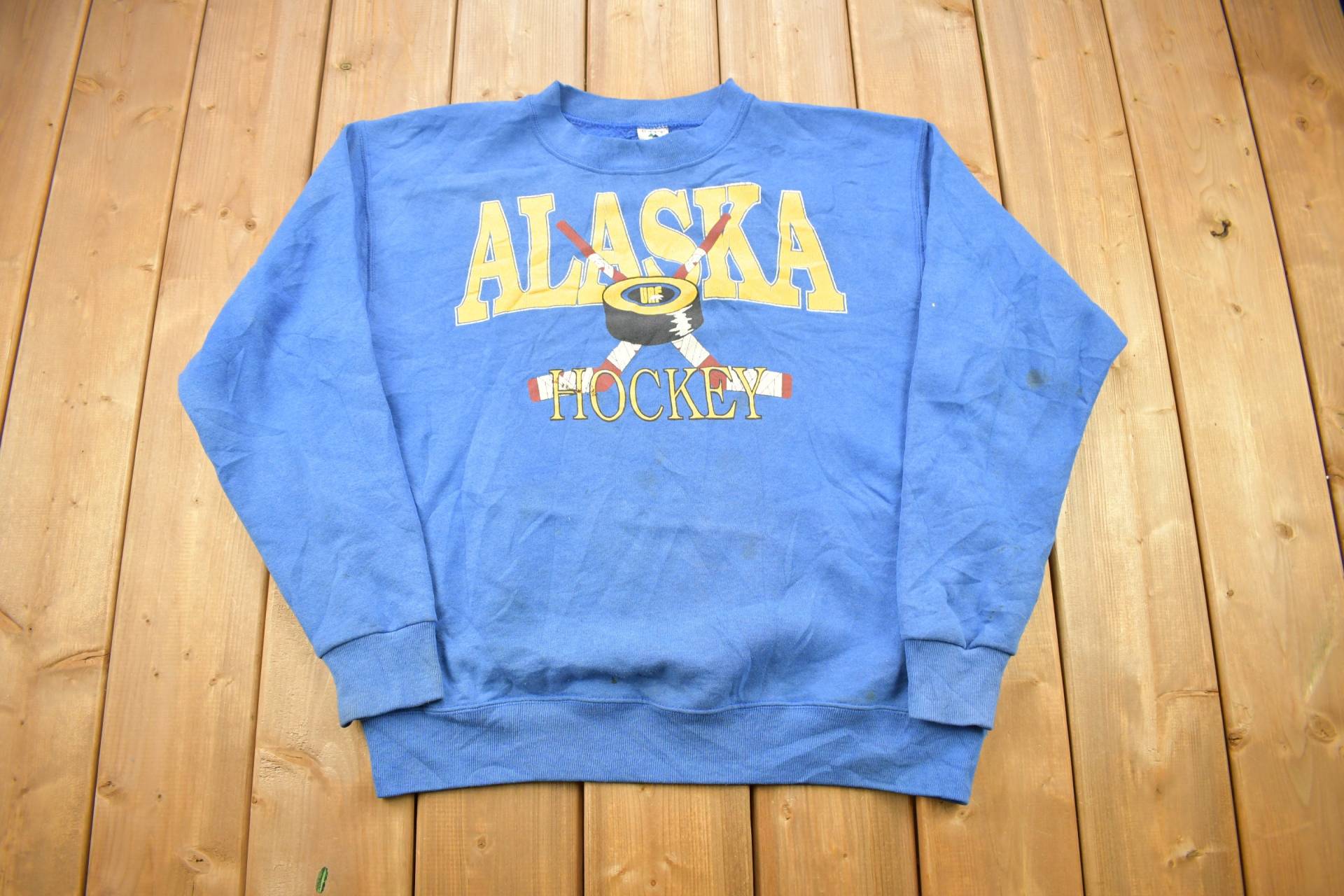 Vintage 1990Er Alaska Hockey Crewneck Sweatshirt/90Er Souvenir Pullover Streetwear Made in Usa von Lostboysvintage