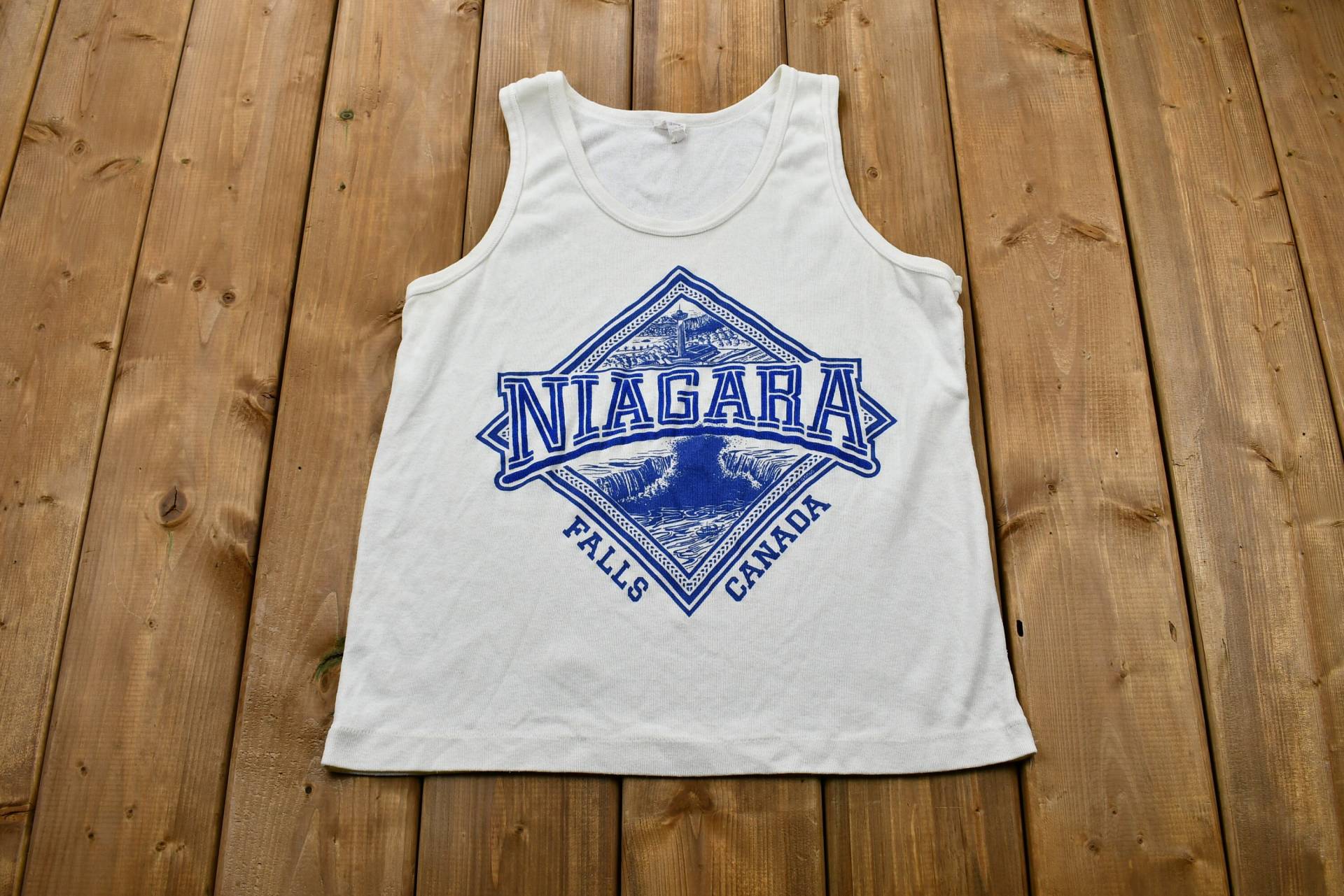 Vintage Anfang Der 1990Er Jahre Weißes Und Blaues Niagara Falls Kanada Tanktop/90Er Streetwear Fashion Made in Canada Urlaubs-T-Shirt Reisen & von Lostboysvintage