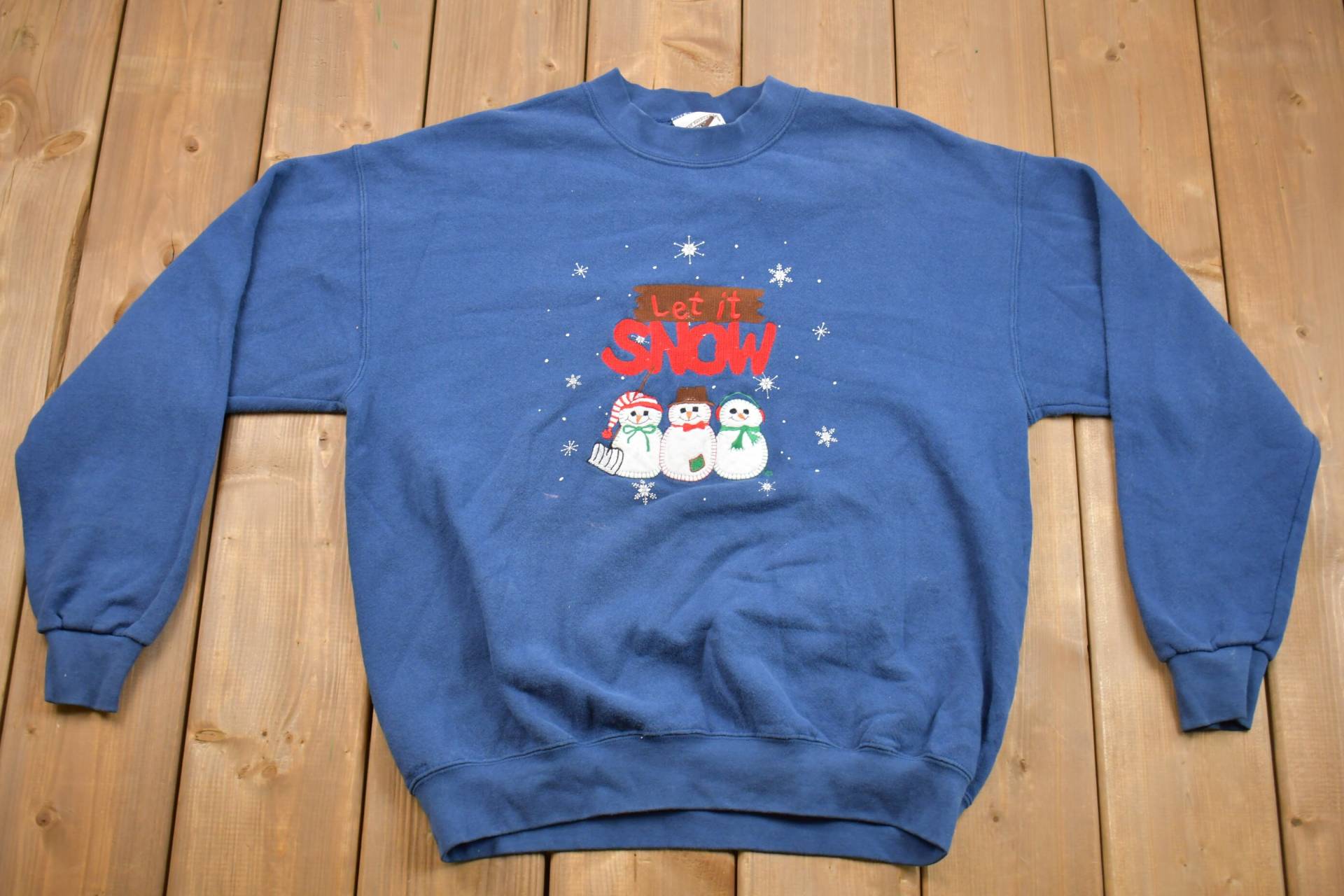 Vintage Weihnachtspullover, 90Er Jahre Urlaub, Winterkleidung, Festlicher Grafikdruck, B Wear, Let It Snow von Lostboysvintage