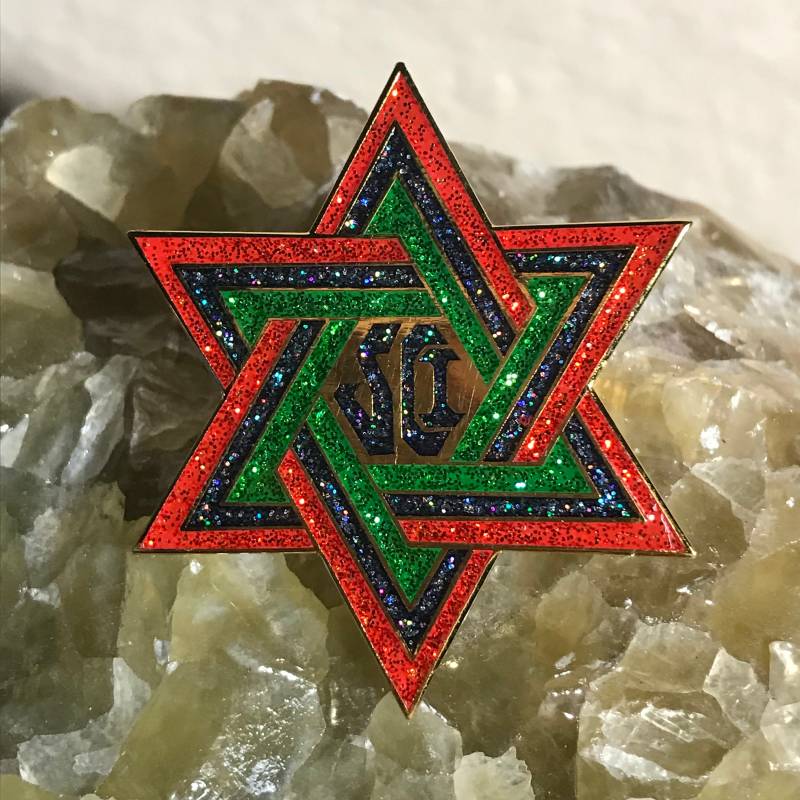 String Käse Stern Anstecker von LotLore