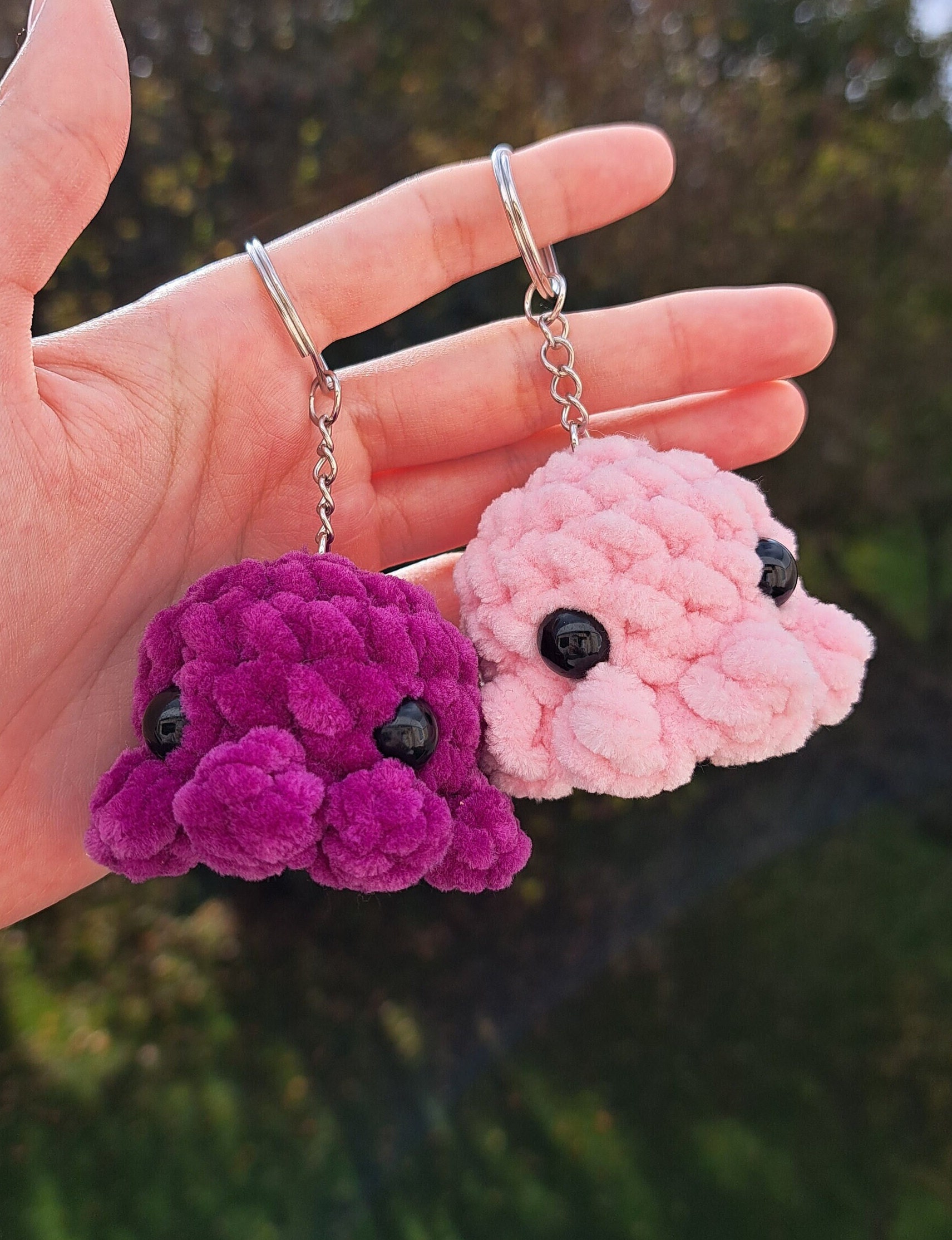 Oktopus-Anhänger Gehäkelt - Schlüsselanhänger Handgemacht von LotsOfLoopsDE