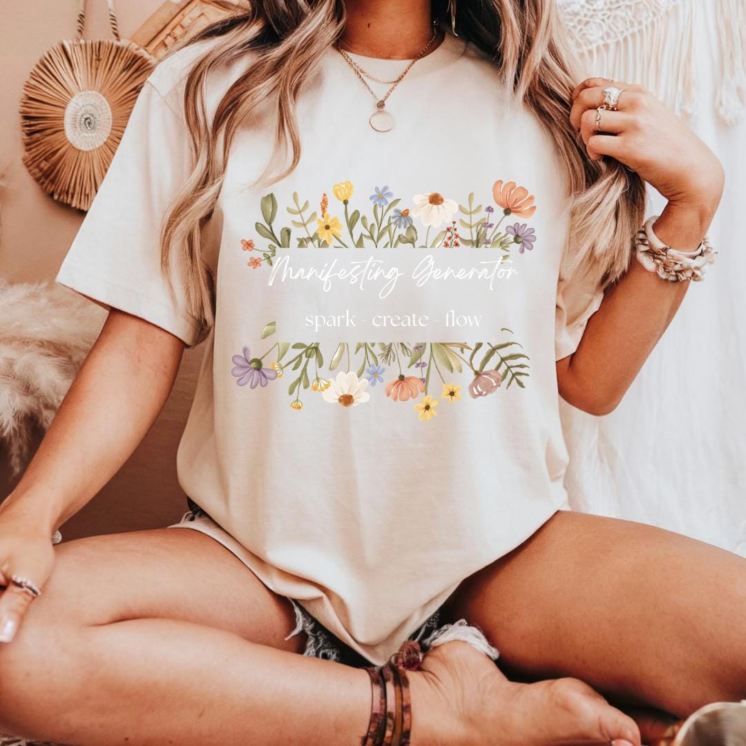 Manifesting Generator Shirt | Astrologie Human Design Typen Tshirt Oversized T-Shirt Energy Types Spiritual Manifesting Generator Shirt | Astrologie Human Design Typen Tshirt Oversized T-Shirt Energy Types Spiritual von LottaCreative