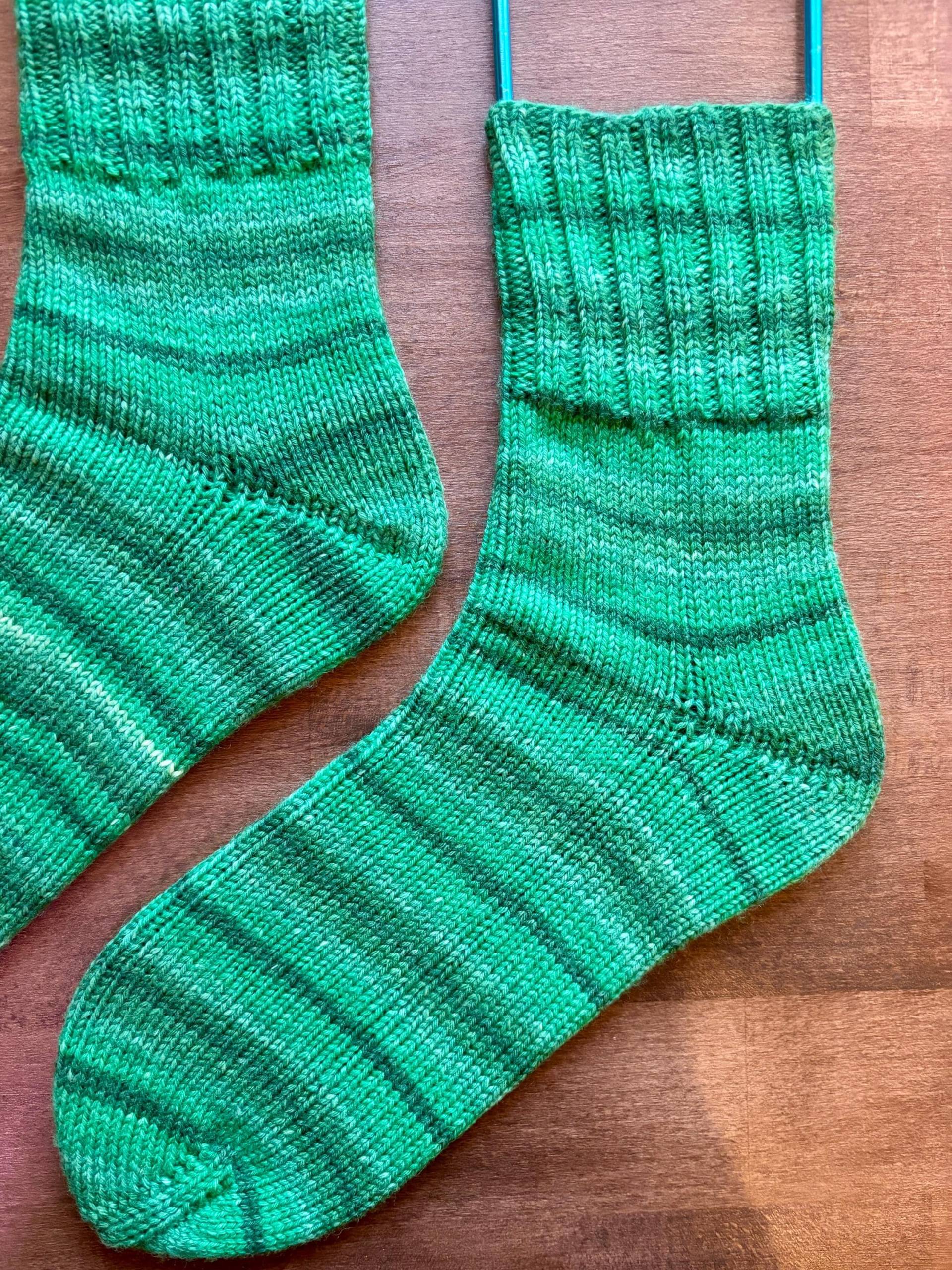 Cozy Socks, Handgestrickte Socken, Wollsocken, Kuschelsocken | 44/45 von Lottaisknitting
