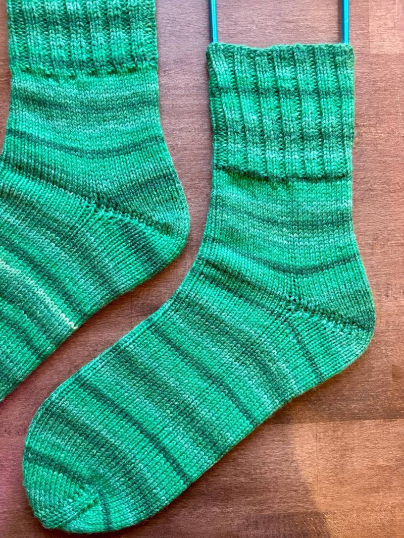 Cozy Socks, Handgestrickte Socken, Wollsocken, Kuschelsocken | 44/45 von Lottaisknitting