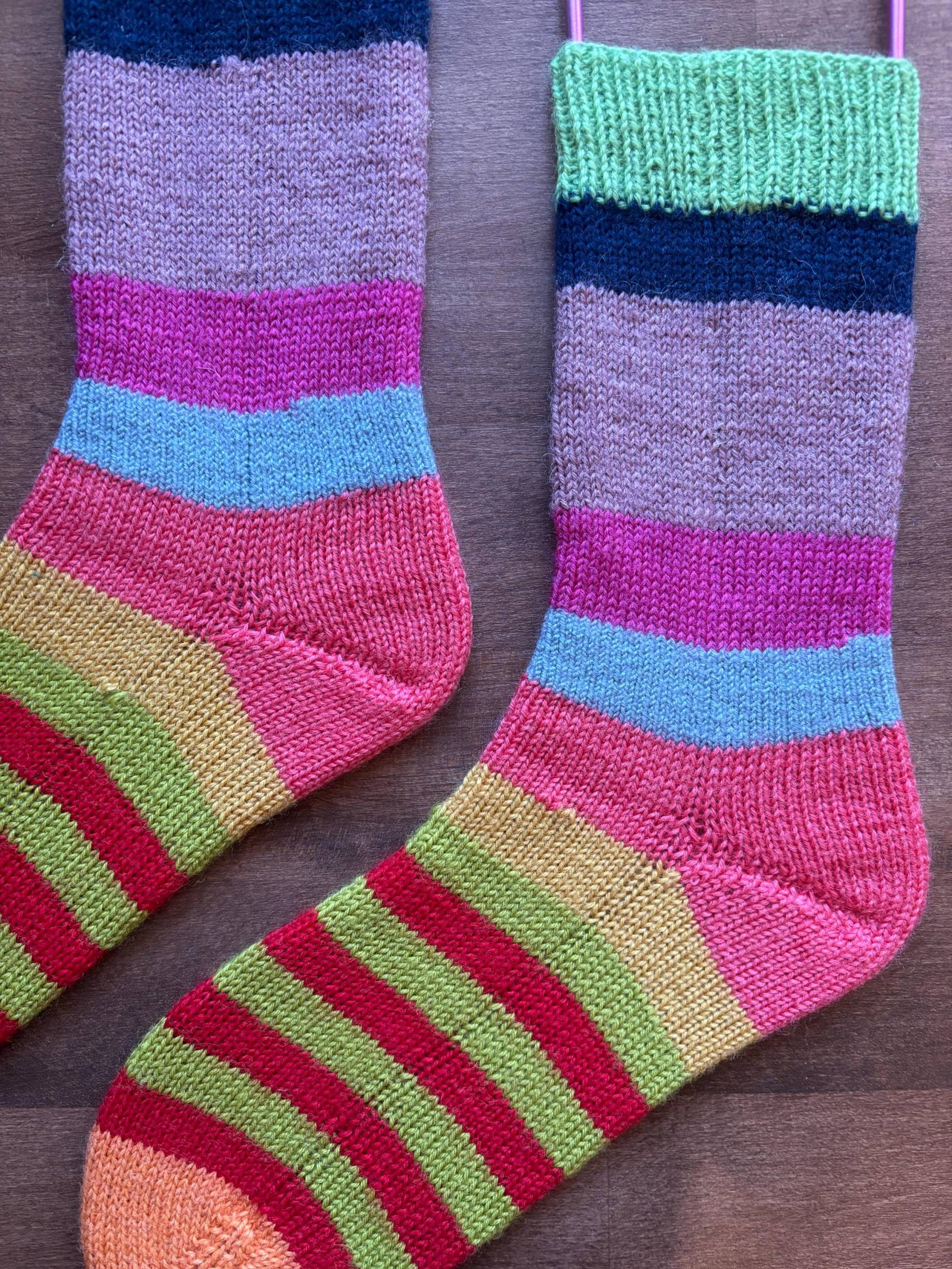 Good Mood Socks, Handgestrickte Socken, Kuschelsocken | 40/41 von Lottaisknitting