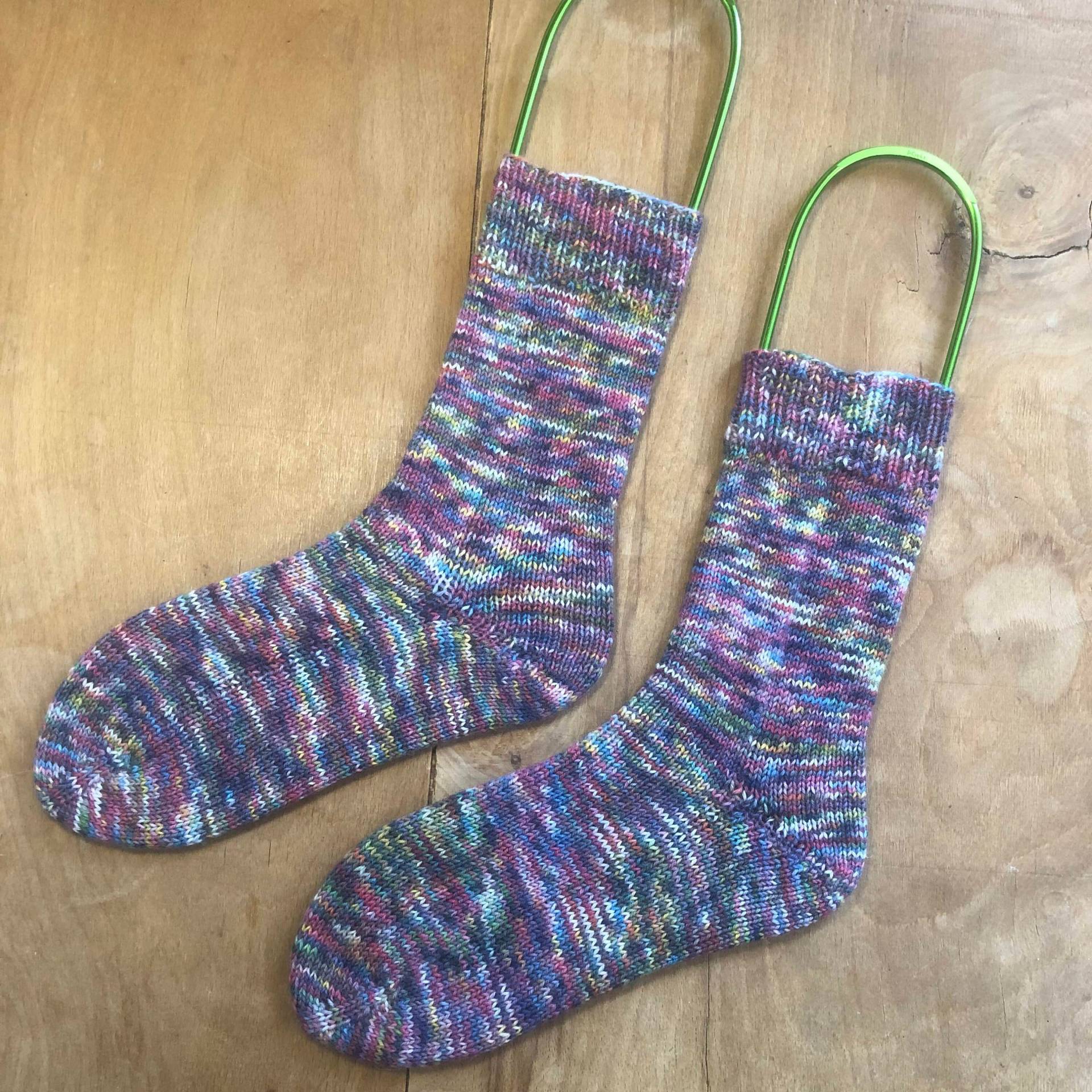 Hand-Dyed, Handgestrickte Socken, Wollsocken, Kuschelsocken, Handgefärbte Wolle | 38/39 von Lottaisknitting
