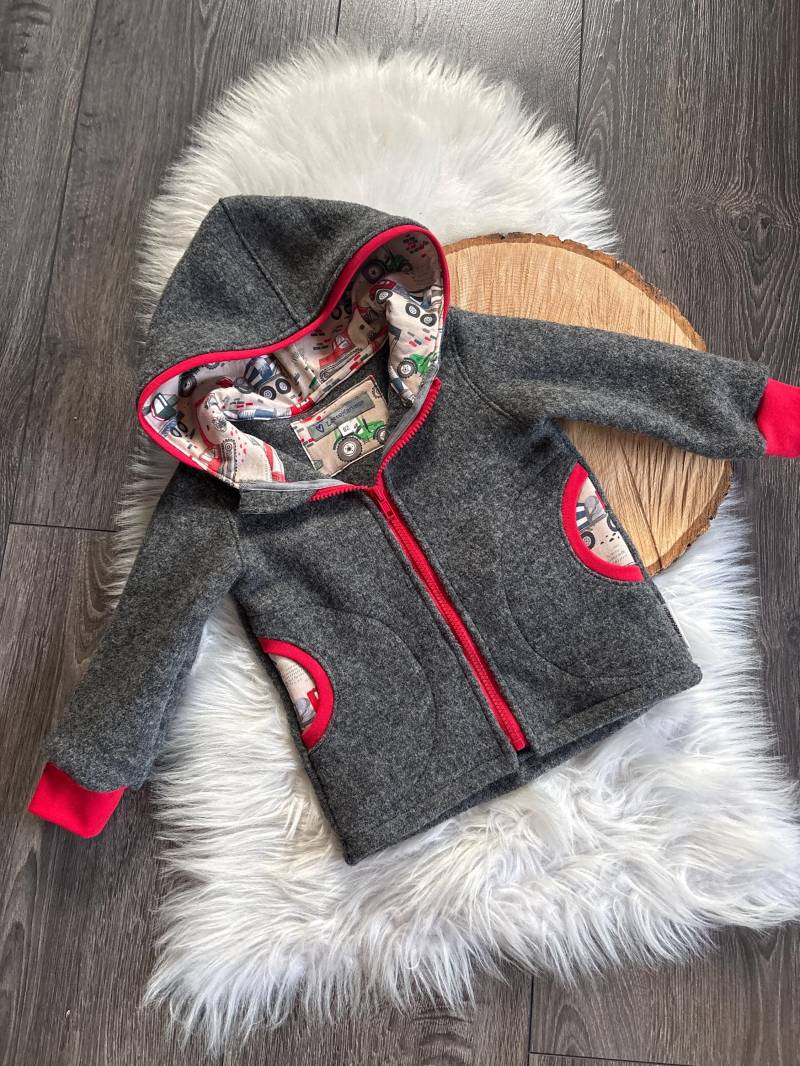 Walkjacke Gr. 92 Grau Rot Ungefüttert Wollwalk Baustelle Traktor Lkw Bagger von LotteKarliese