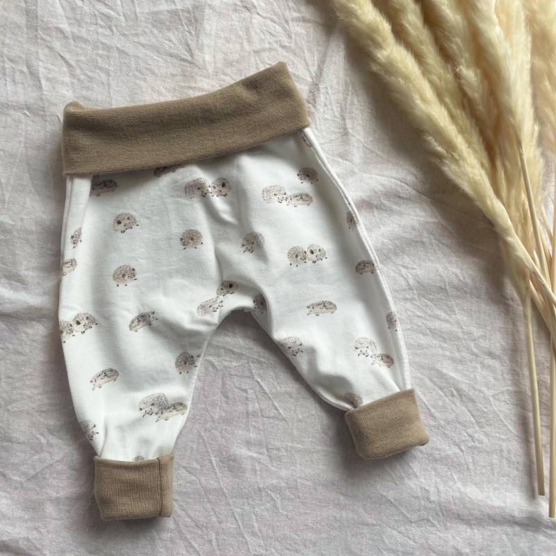 Handmade Igel Pumphose Mitwachsend | Biobaumwolle von LottisHandmade