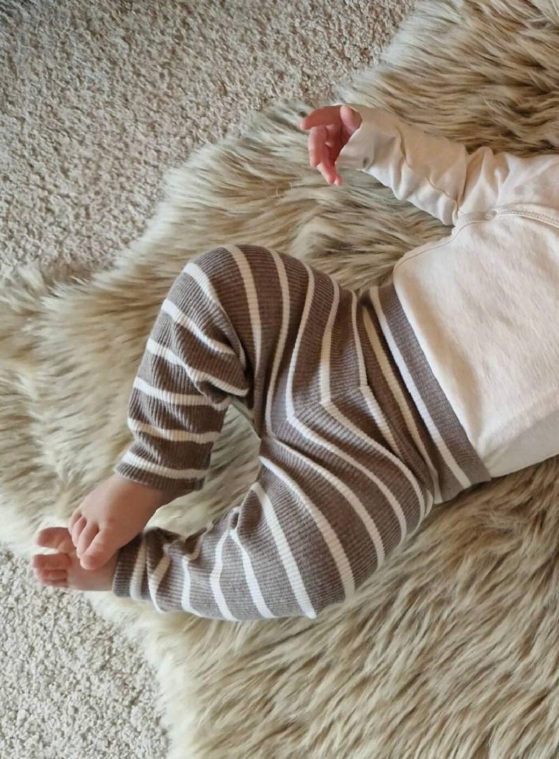 Leggins Gestreift - Rib Schlichtes Design von LottisHandmade