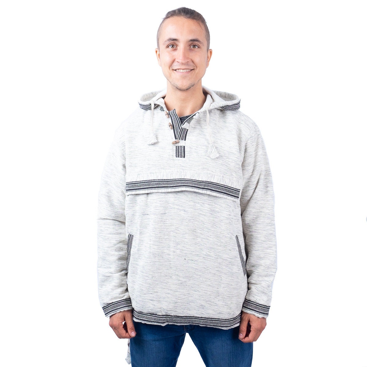 Dicker Kapuzenpulli Aus Baumwolle Mit Fleecefutter Dicker Kapuzenpulli Aus Baumwolle Mit Fleecefutter von LotusCraftAndFashion