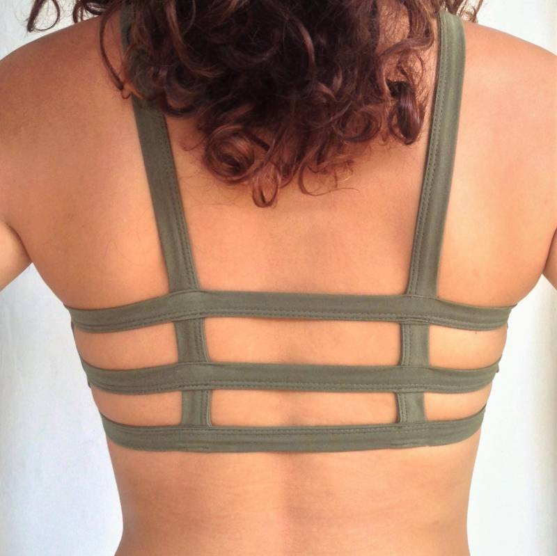 Sage Dreieinigkeit Bralette Grüner Baumwoll Bh Mit Riemchen Am Rücken Von Lotus Tribe Sage Dreieinigkeit Bralette Grüner Baumwoll Bh Mit Riemchen Am Rücken Von Lotus Tribe von LotusTribeClothing
