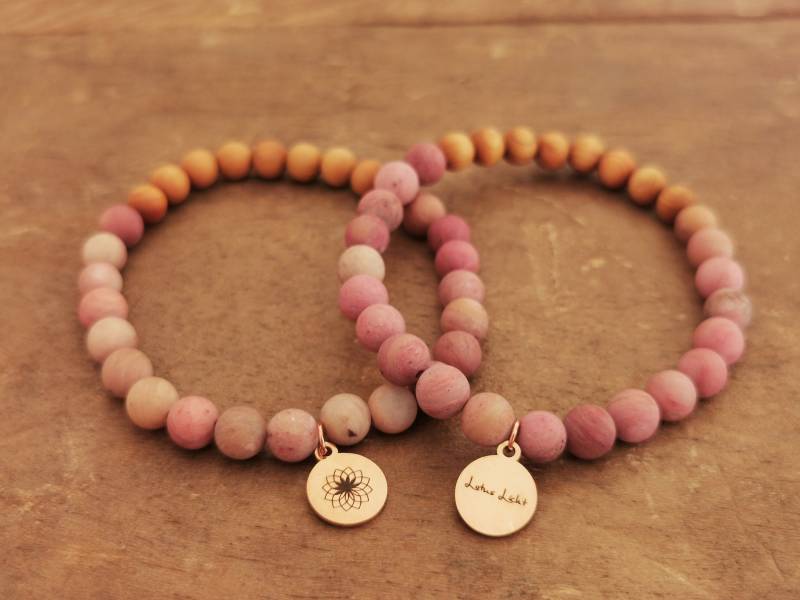 Freundschaftsarmbänder 2Er Set Rhodonit Heilstein Armband Edelsteinschmuck Beste Freundin Geschenkidee Mit Affirmationskarten Freundschaftsarmbänder 2Er Set Rhodonit Heilstein Armband Edelsteinschmuck Beste Freundin Geschenkidee Mit Affirmationskarten von Lotuslicht