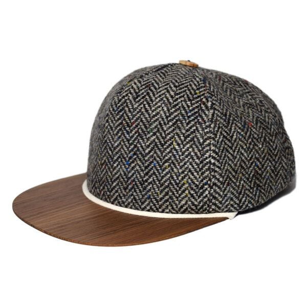 Lou-i Tweed Cap mit edlem Holzschild Made in Germany - Sehr bequeme Wintercap von Lou-i