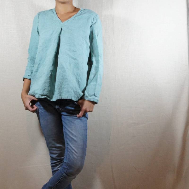 Lt 2501/100% Leinen V-Ausschnitt Bluse von LouEmbrace