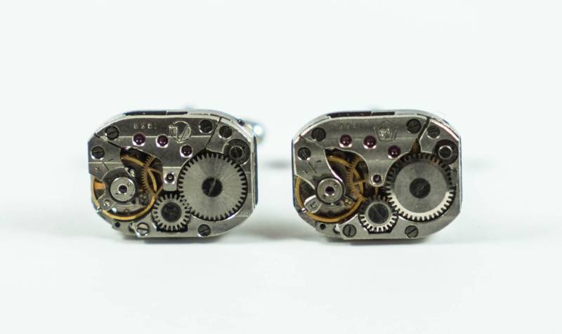 Vintage Uhrwerk Manschettenknöpfe, Reversnadeln, Krawattenstangen, Ohrringe, Schmuck Und Accessoires von LoudCufflinks