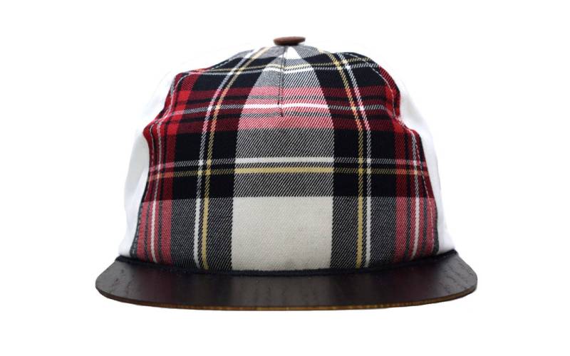 6 Panel Cap Snapback Kariert-Weiß Mit Holzschild | Sonnenhut Baseball Kappe Limited Edition Handgefertigt in Deutschland Lou-I 6 Panel Cap Snapback Kariert-Weiß Mit Holzschild | Sonnenhut Baseball Kappe Limited Edition Handgefertigt in Deutschland Lou-I von Loudashi