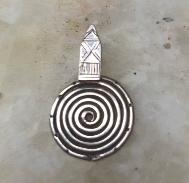 Silber Spiral Anhänger, Tuareg Design, Handgefertigt in Kairo von LouisFarouk