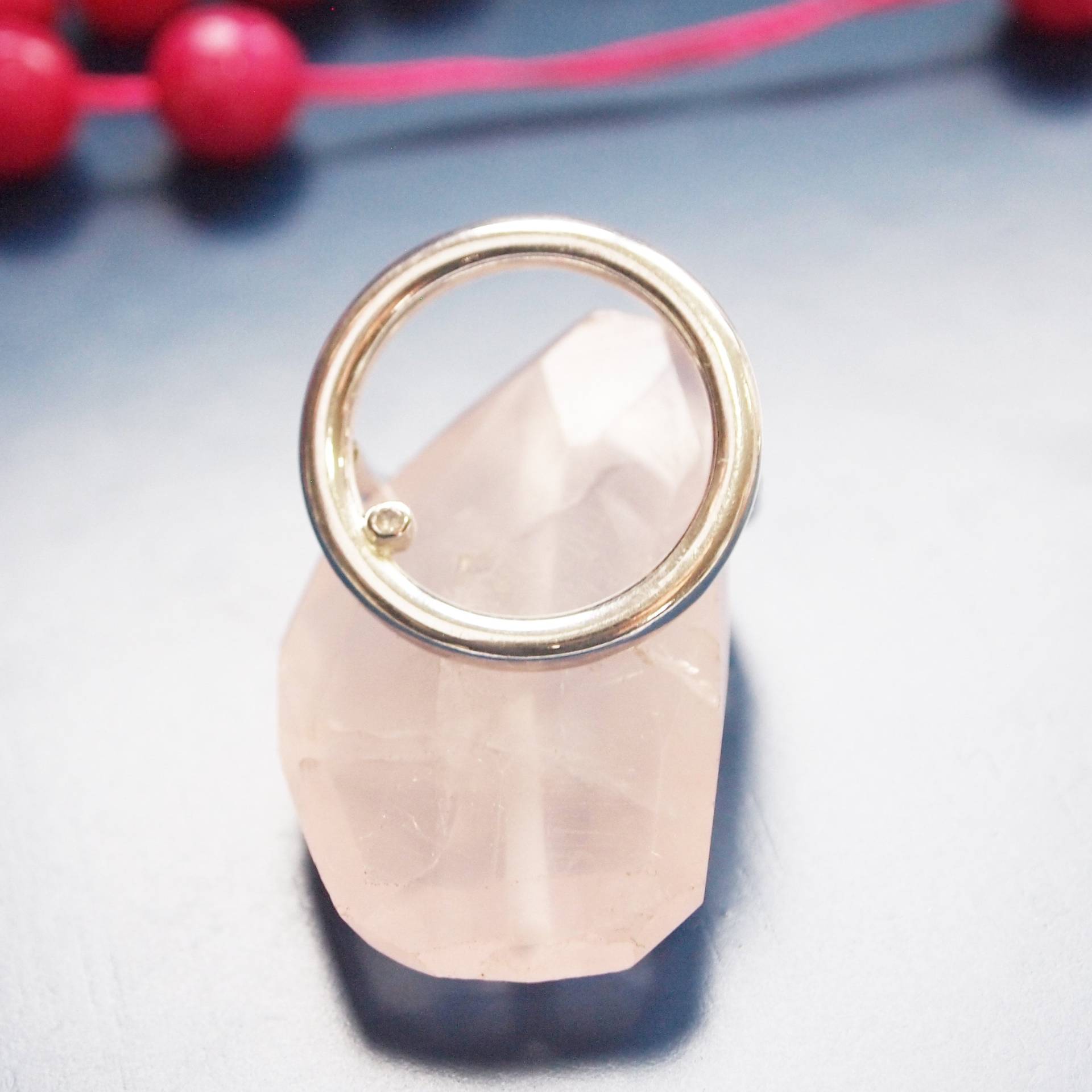 Nimbus Ring Mit Edelstein Nimbus Ring Mit Edelstein von LouiseBuchanDesign